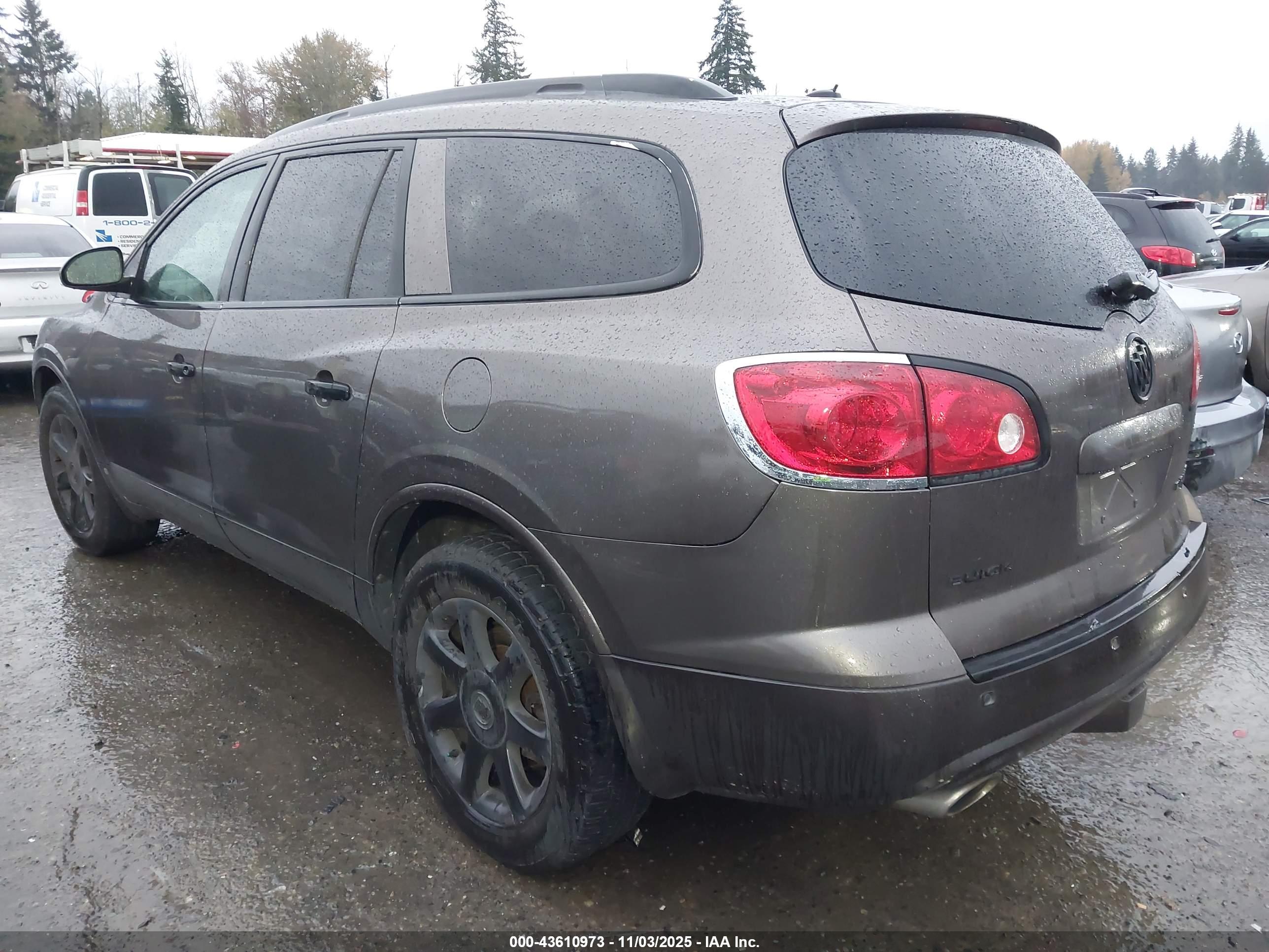BUICK ENCLAVE image 3