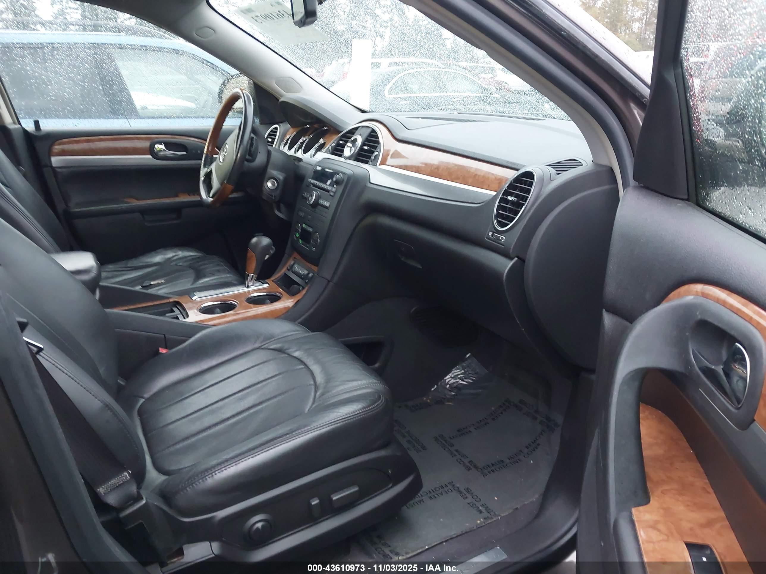 BUICK ENCLAVE image 5