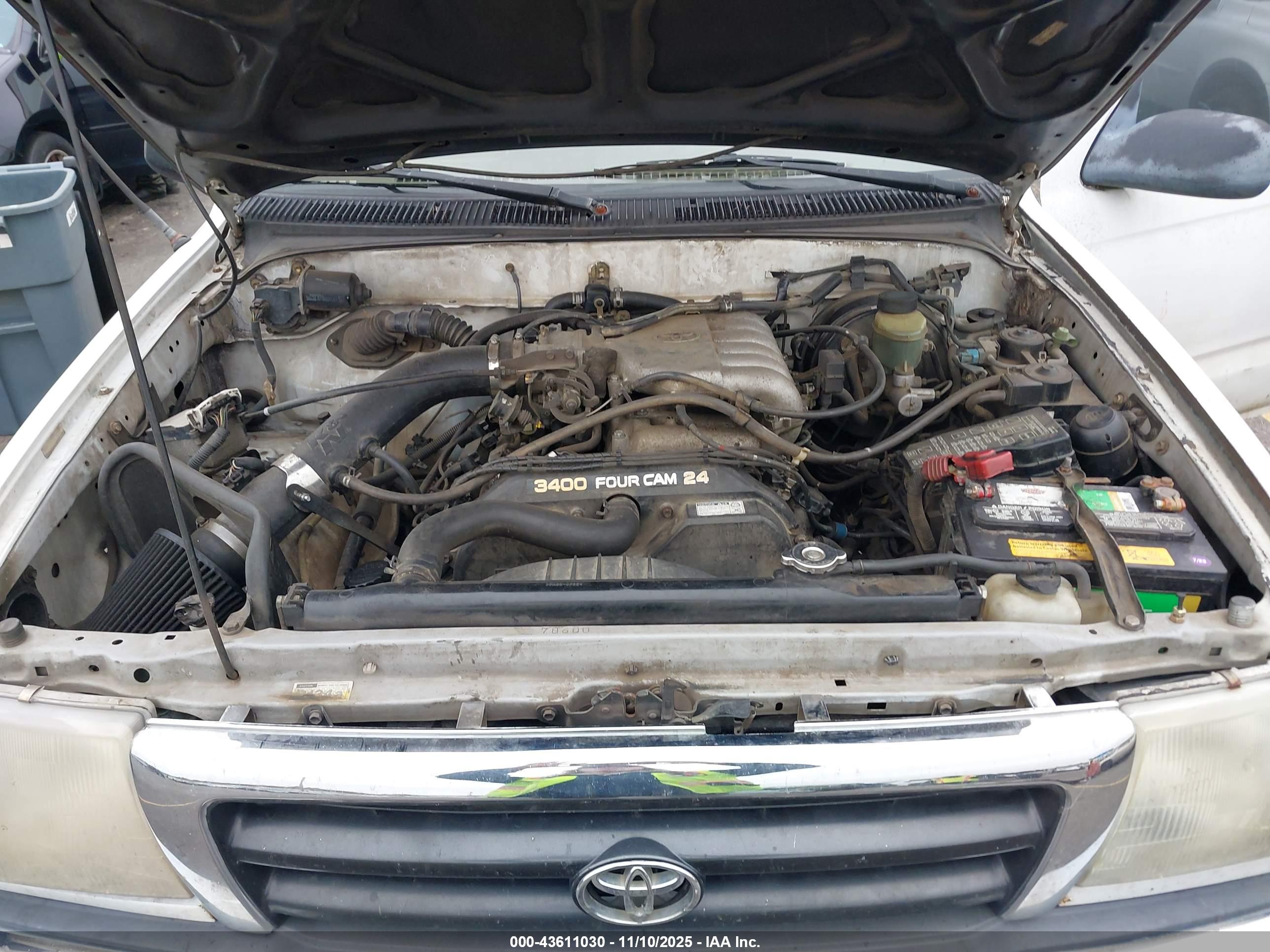 TOYOTA TACOMA image 10
