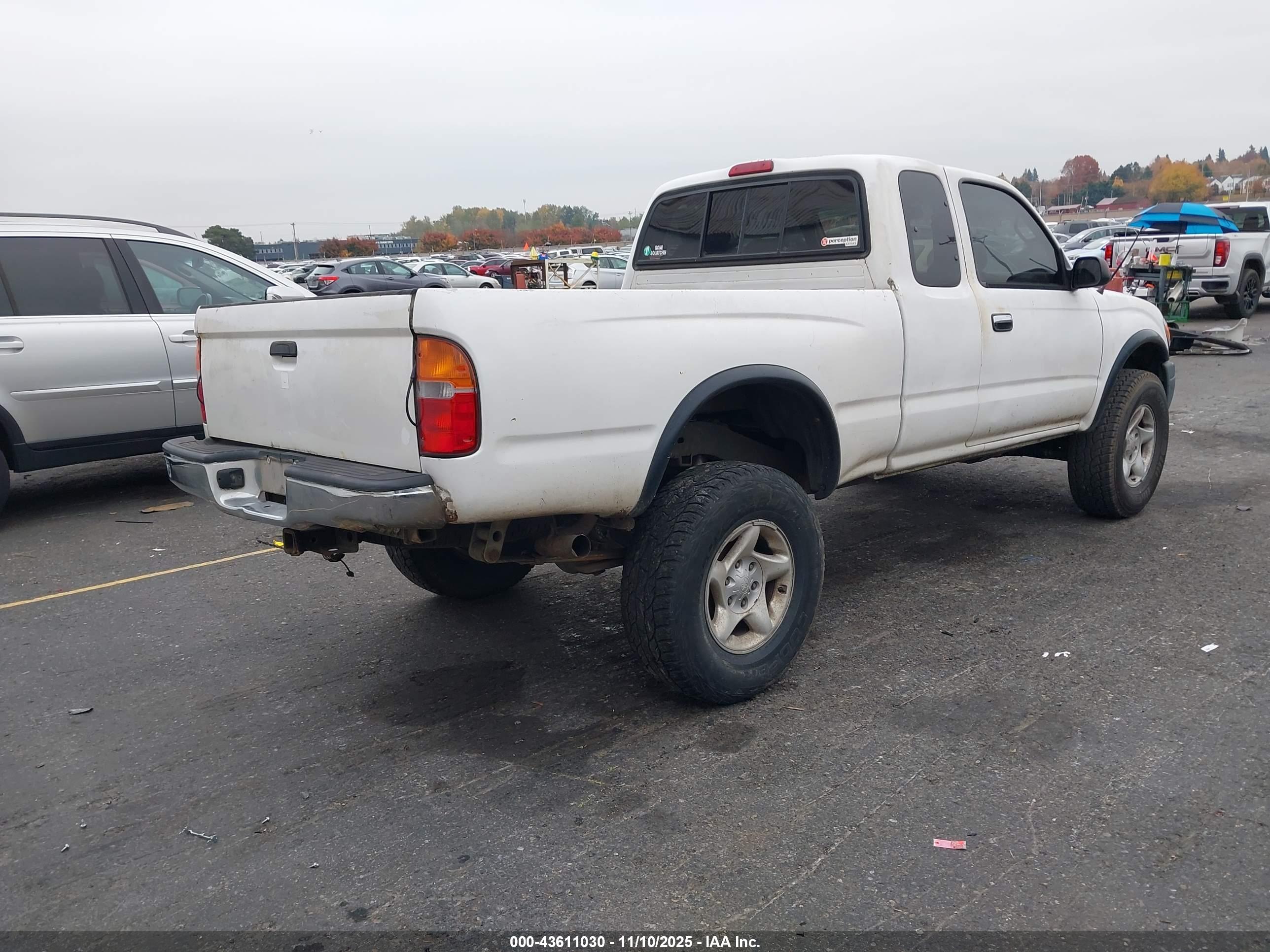 TOYOTA TACOMA image 4