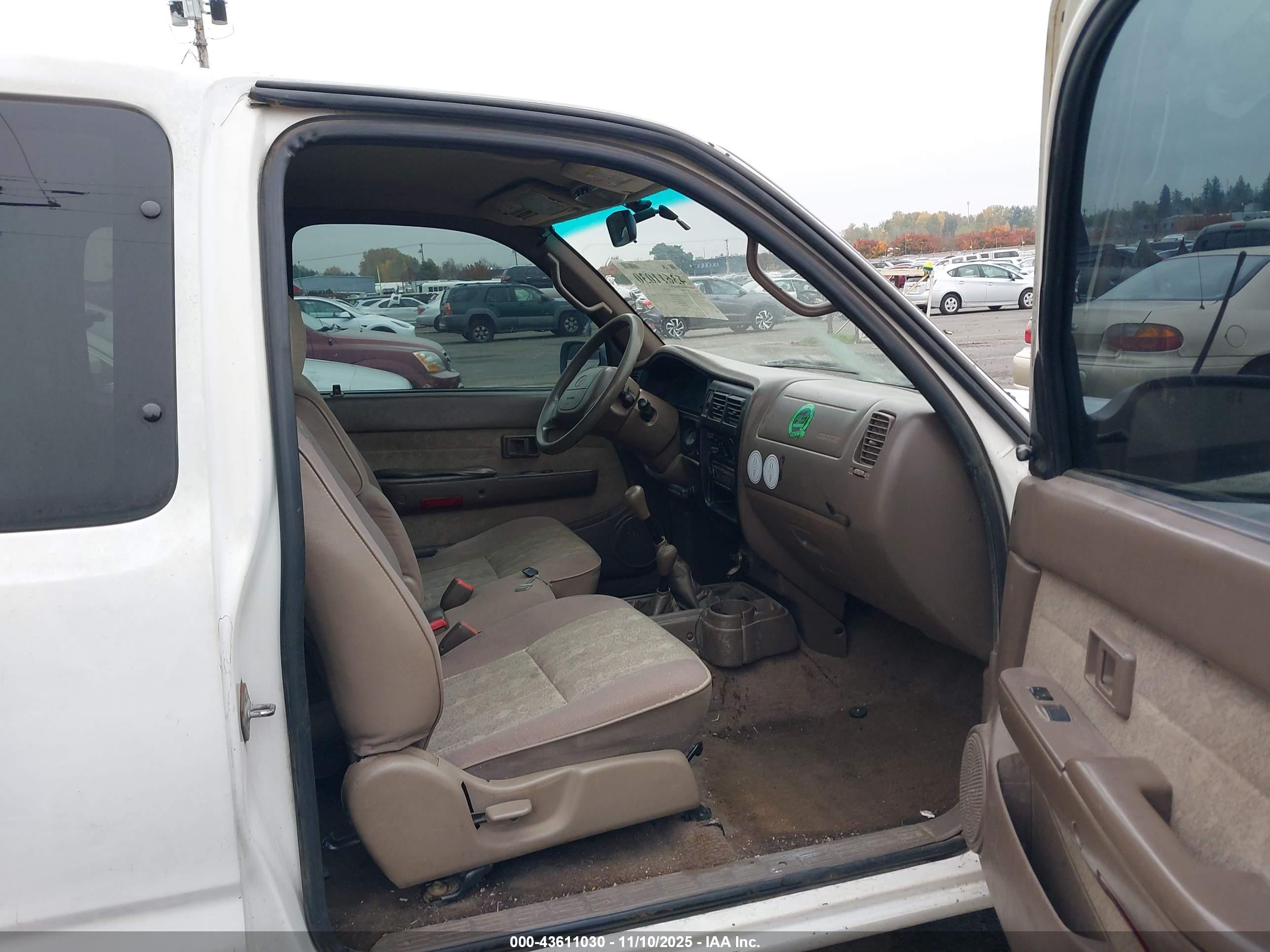 TOYOTA TACOMA image 5