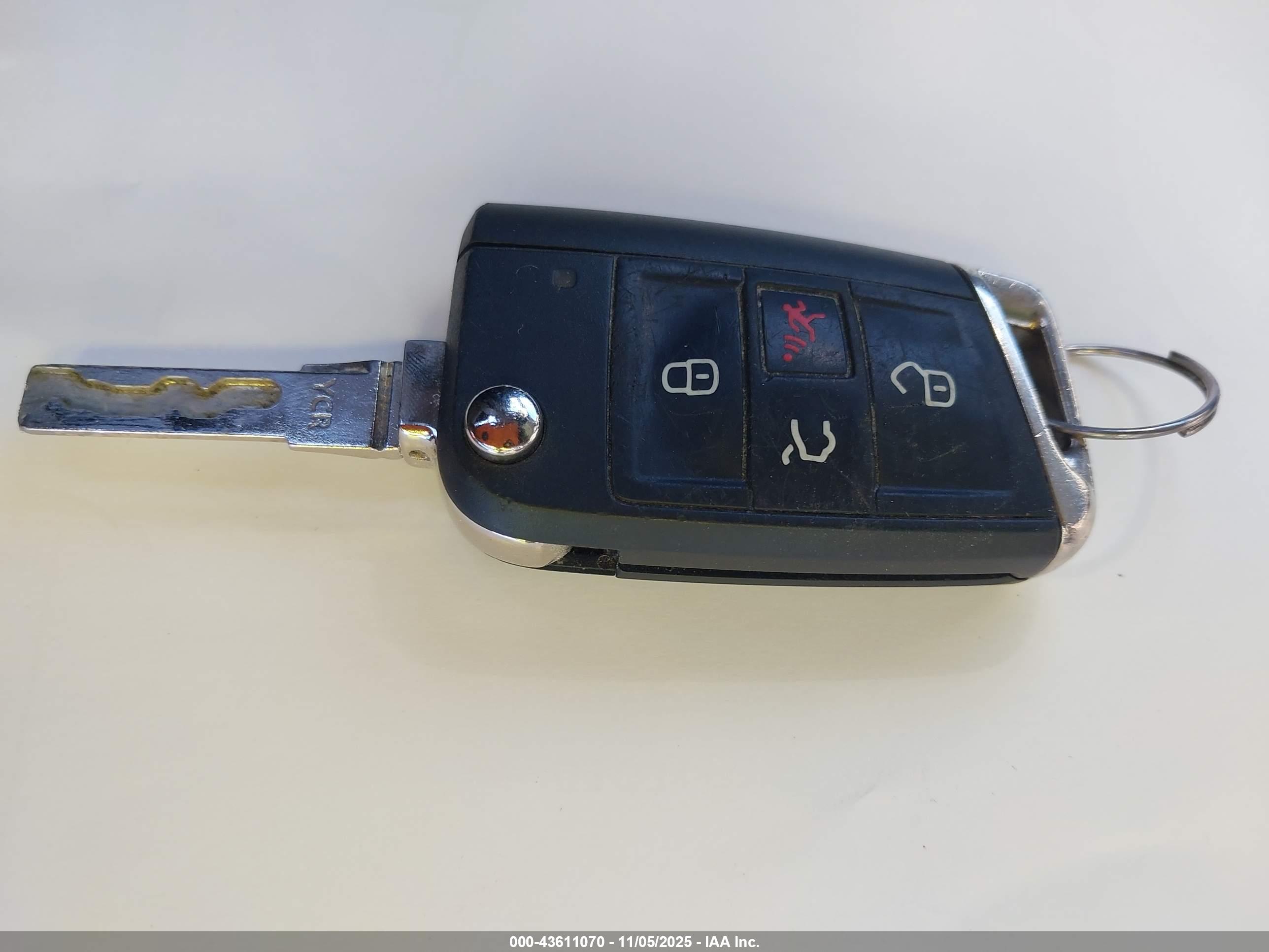 VOLKSWAGEN GOLF image 11