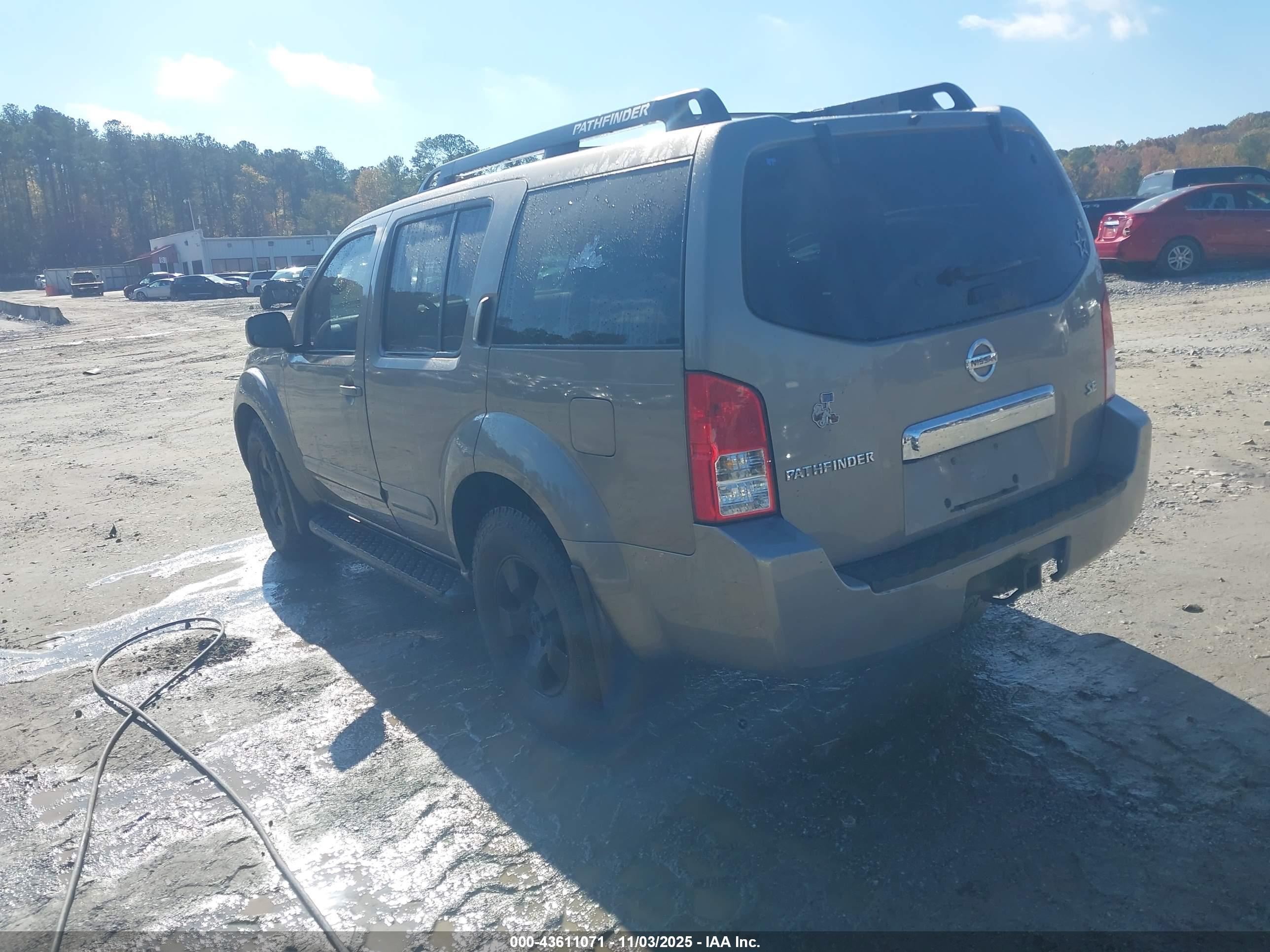 NISSAN PATHFINDER image 3