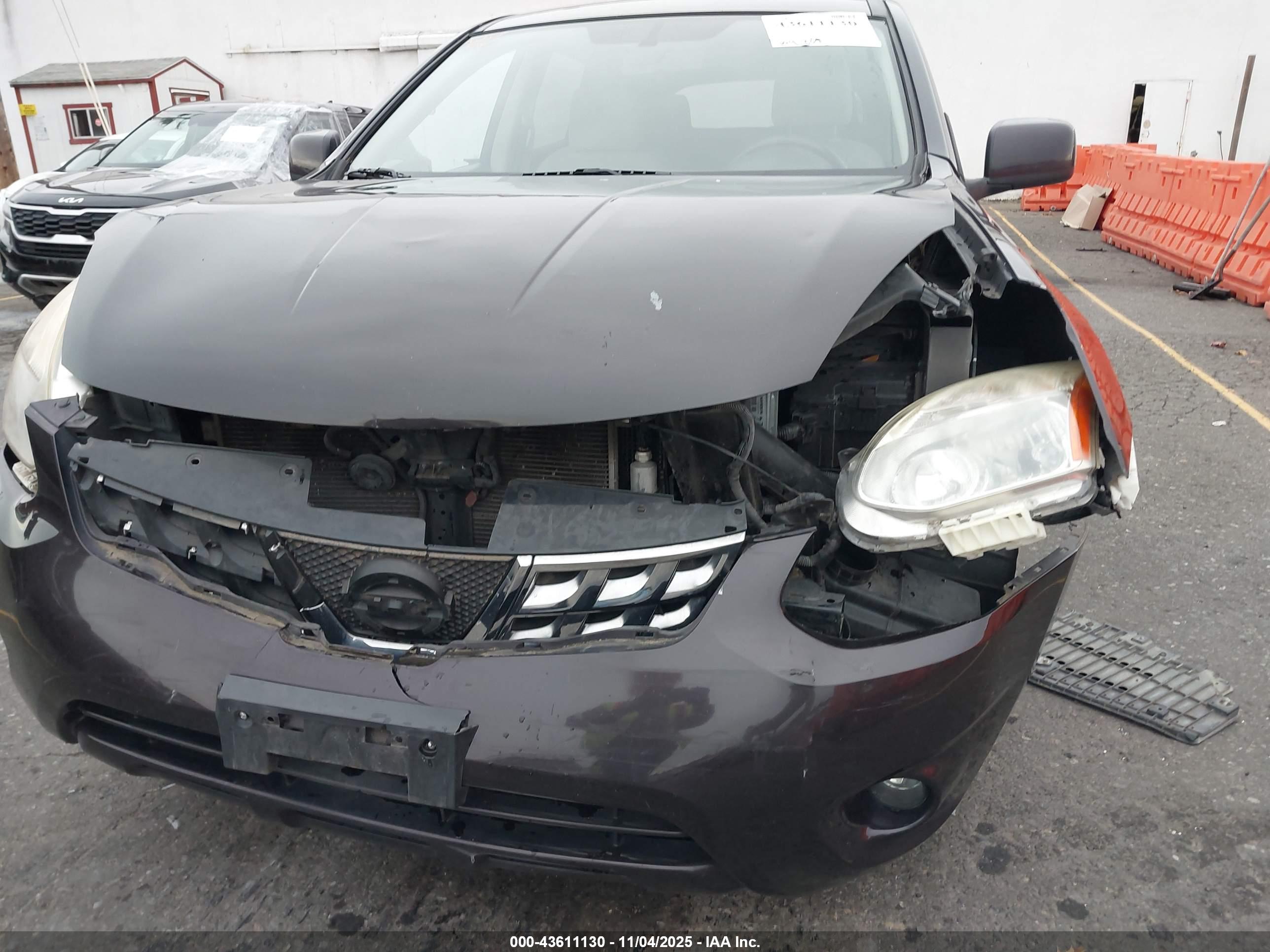 NISSAN ROGUE image 6