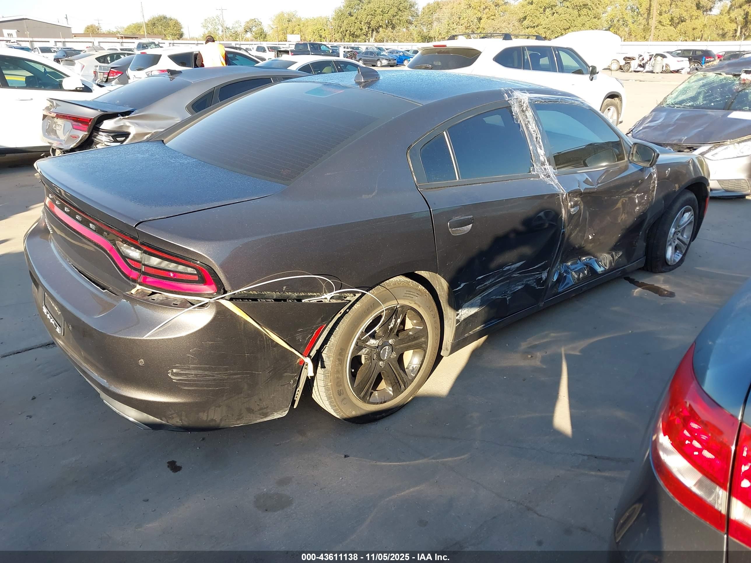 DODGE CHARGER image 4