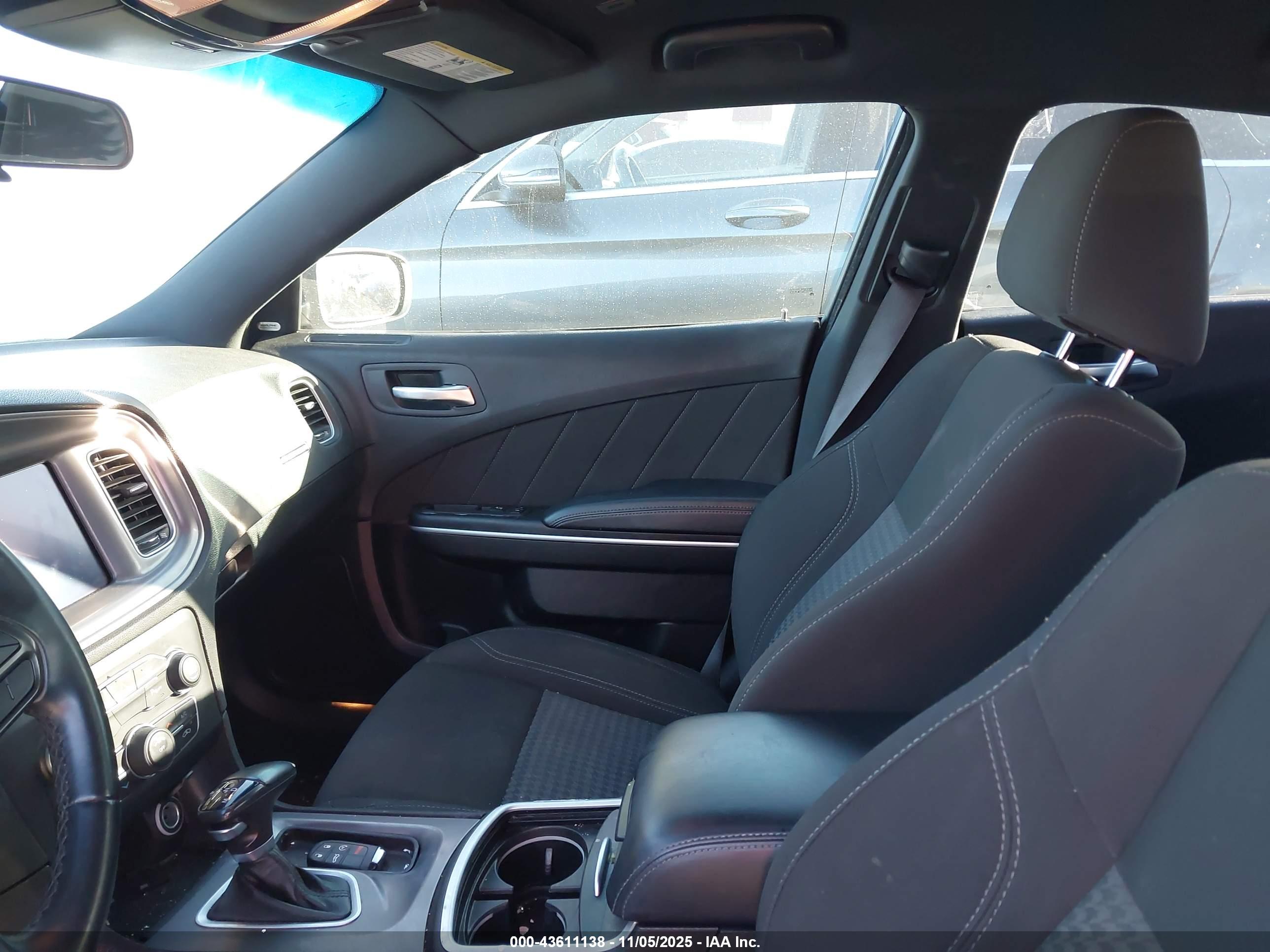 DODGE CHARGER image 5