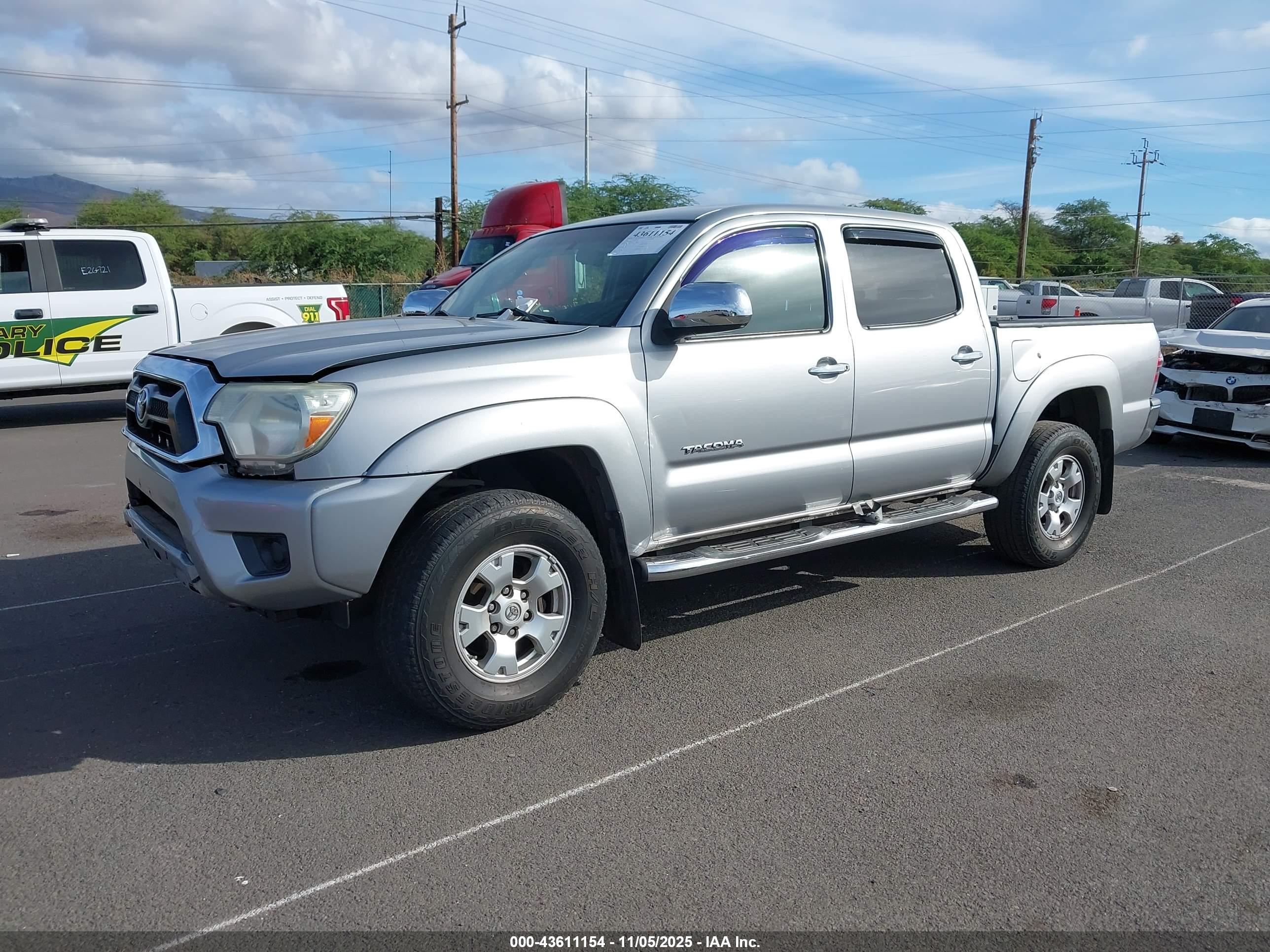 TOYOTA TACOMA image 2
