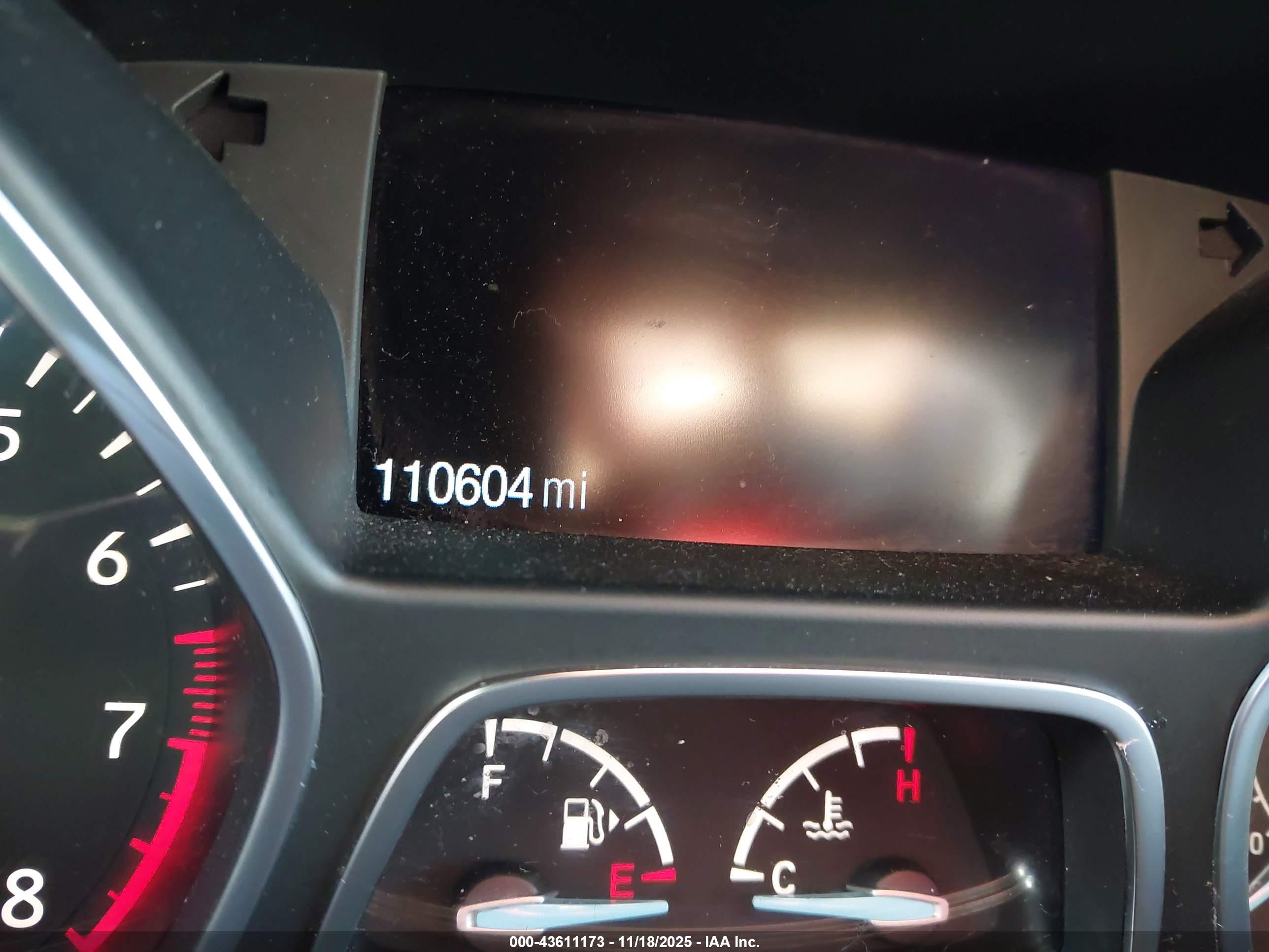 FORD ESCAPE image 7