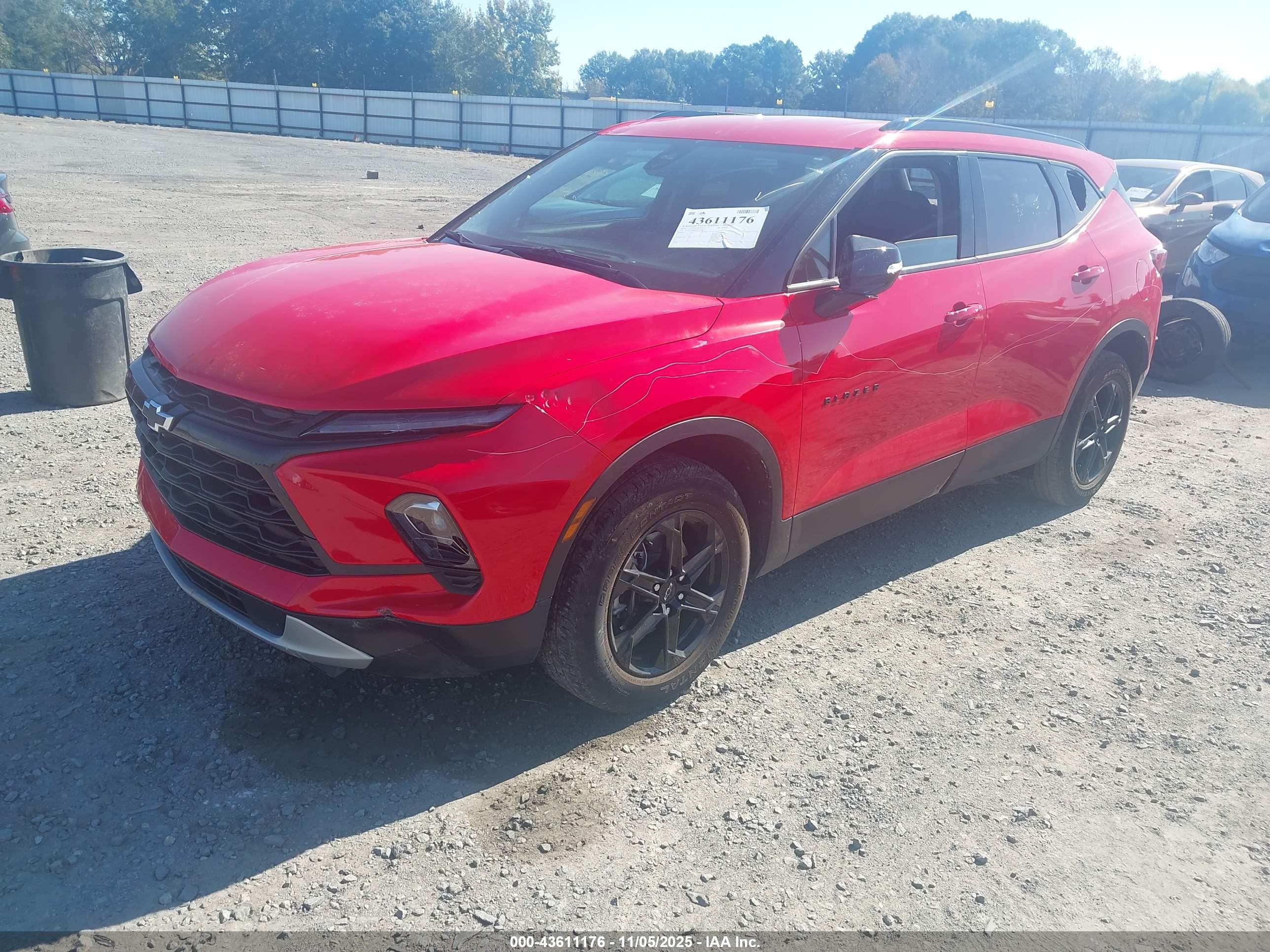 CHEVROLET BLAZER image 2