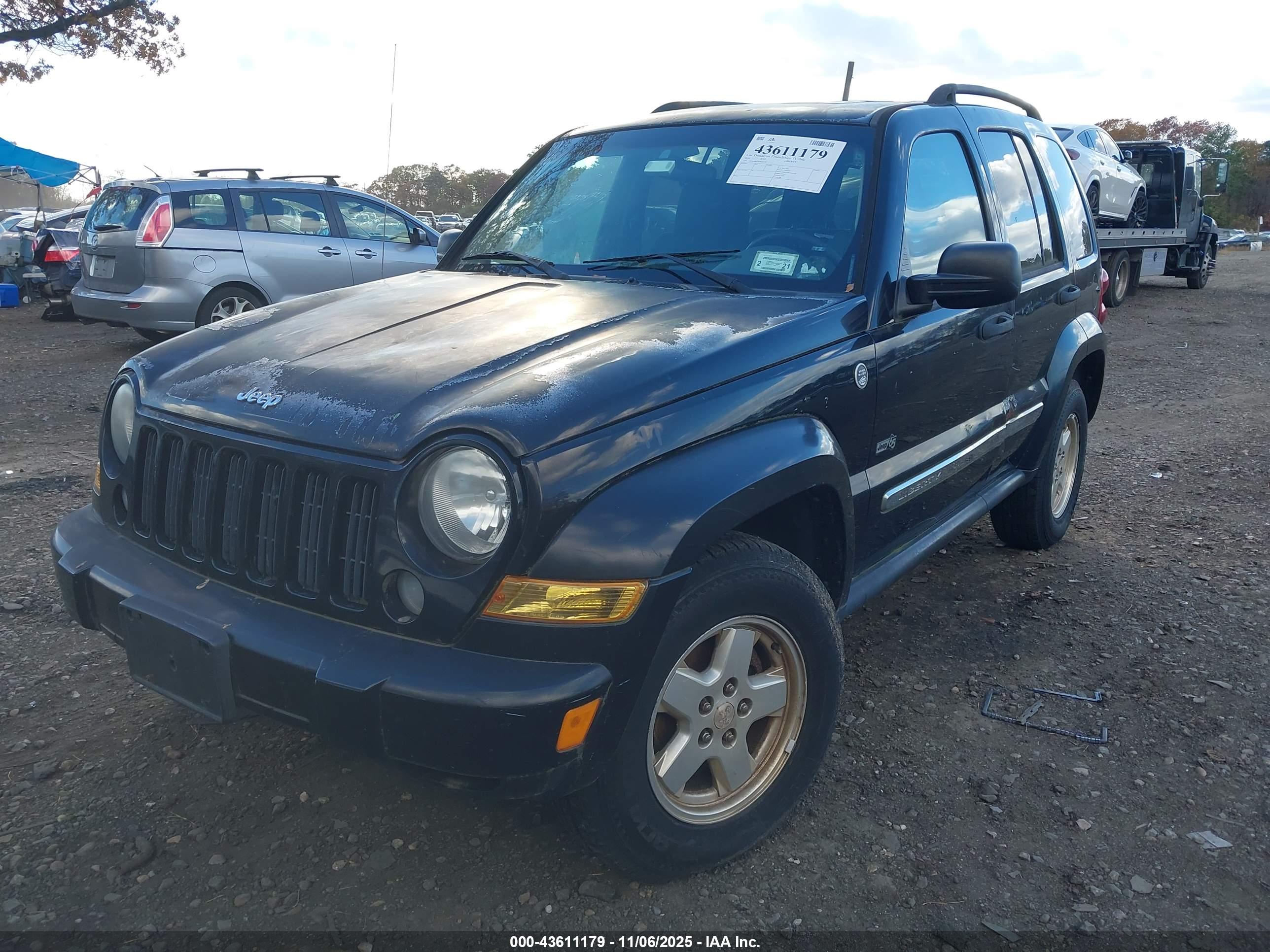 JEEP LIBERTY image 6