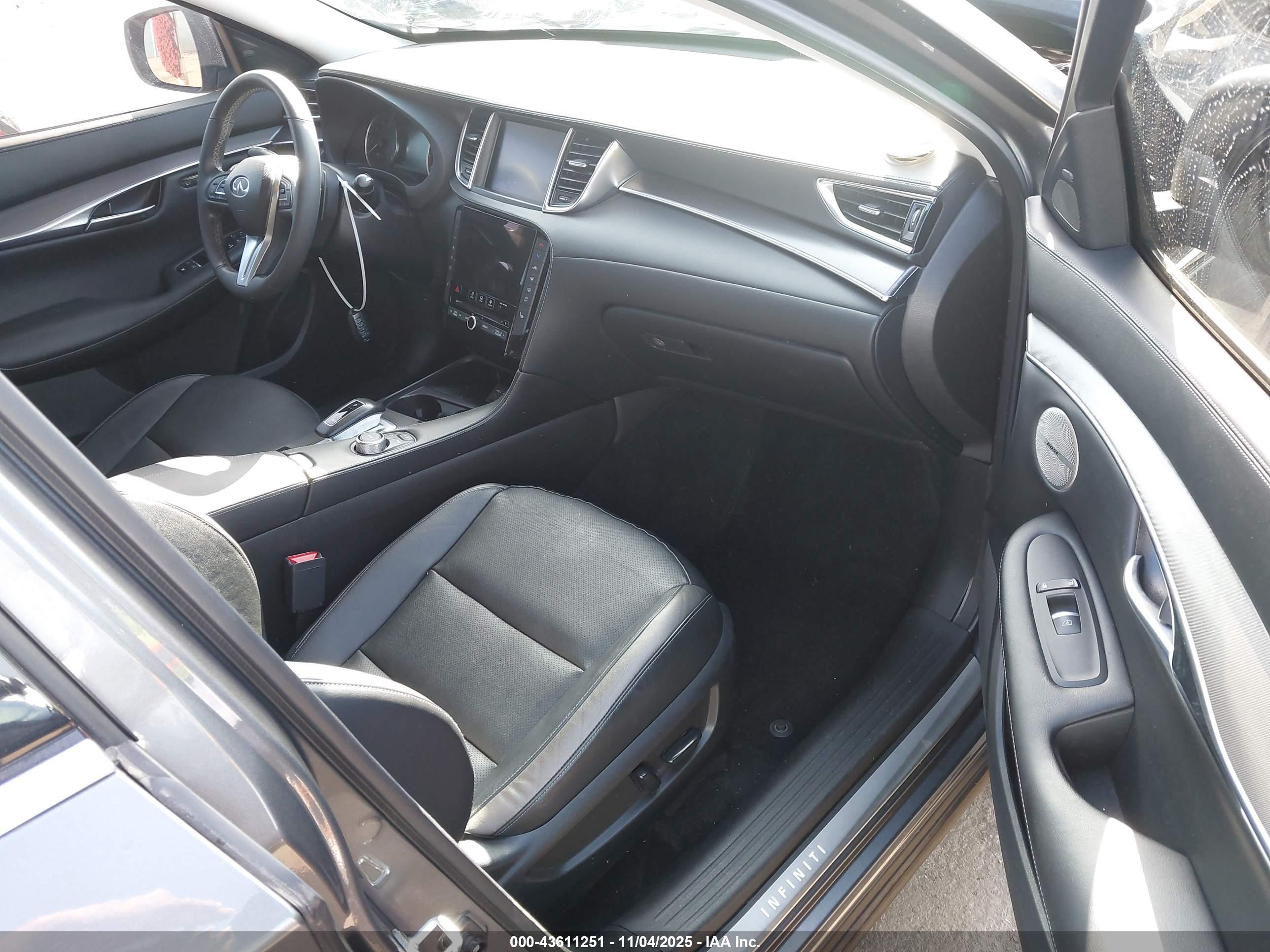 INFINITI QX50 image 5