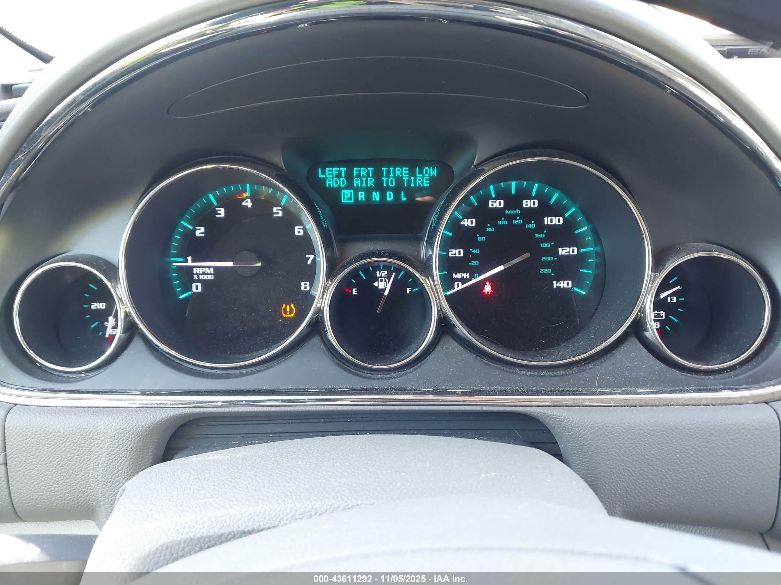 BUICK ENCLAVE image 7