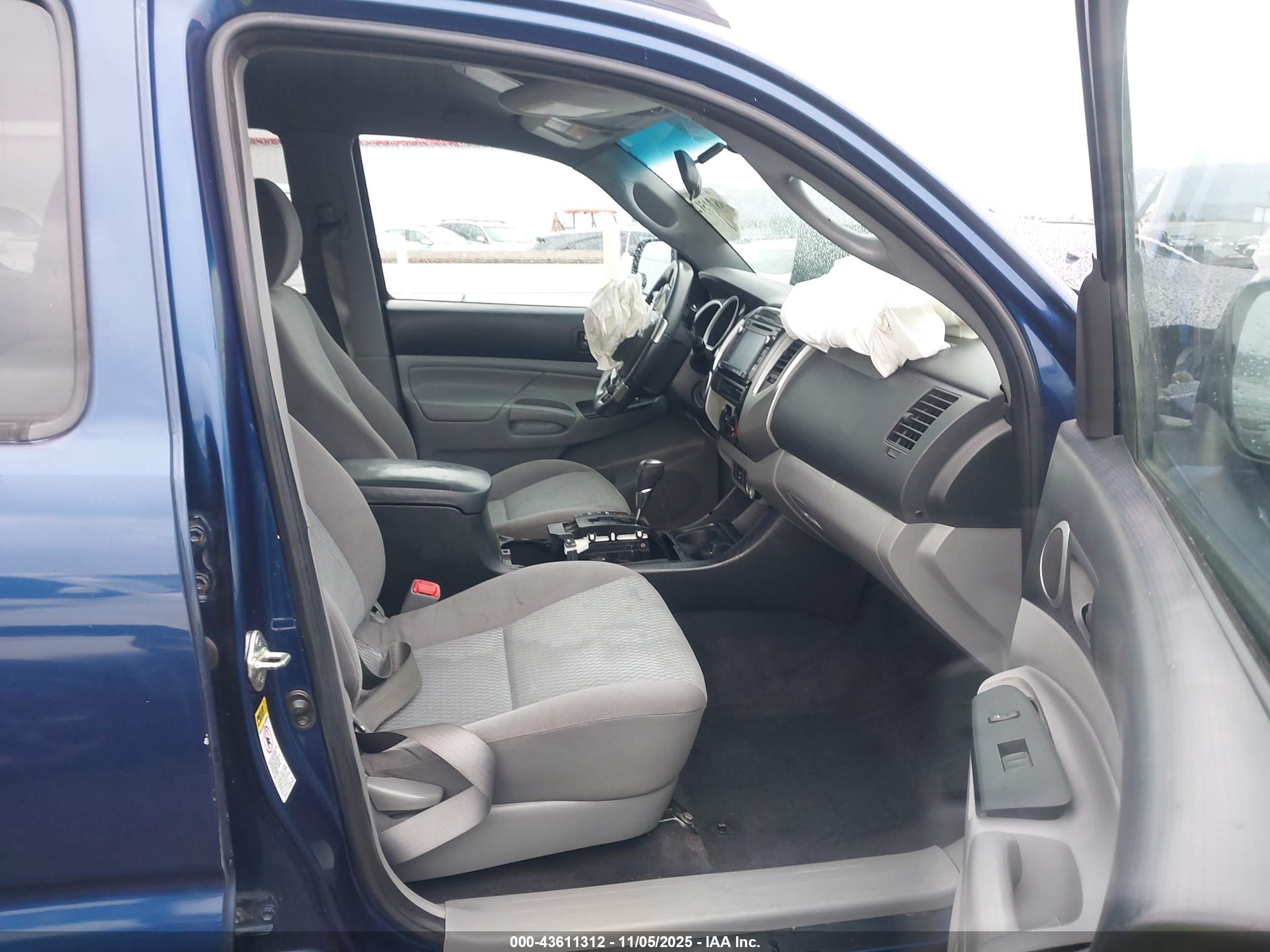 TOYOTA TACOMA image 5
