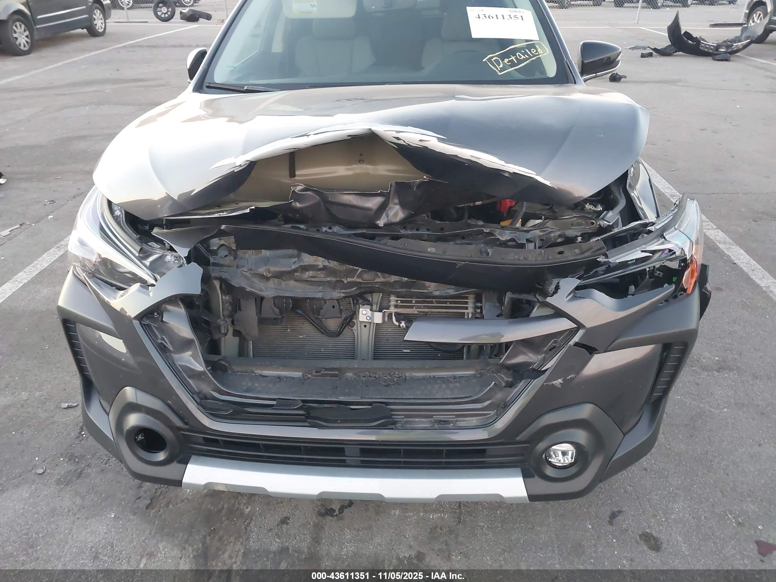 SUBARU OUTBACK image 6
