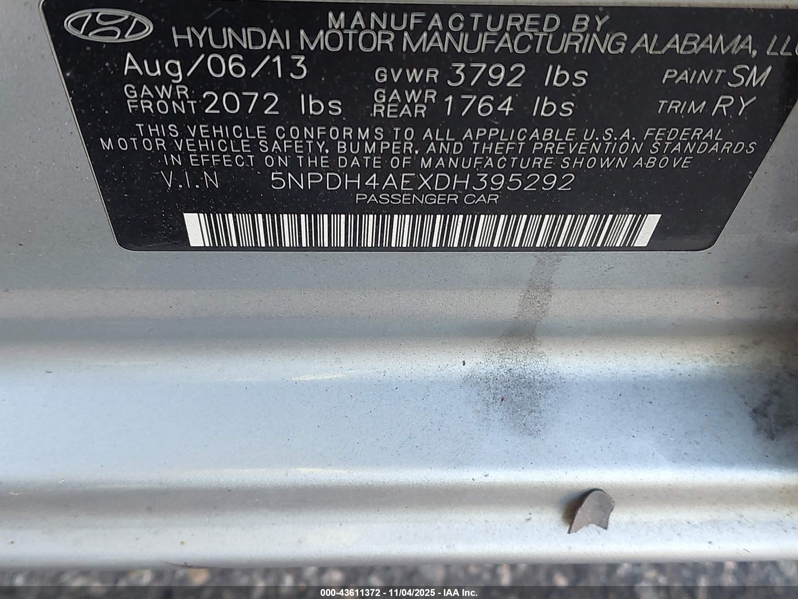HYUNDAI ELANTRA image 9
