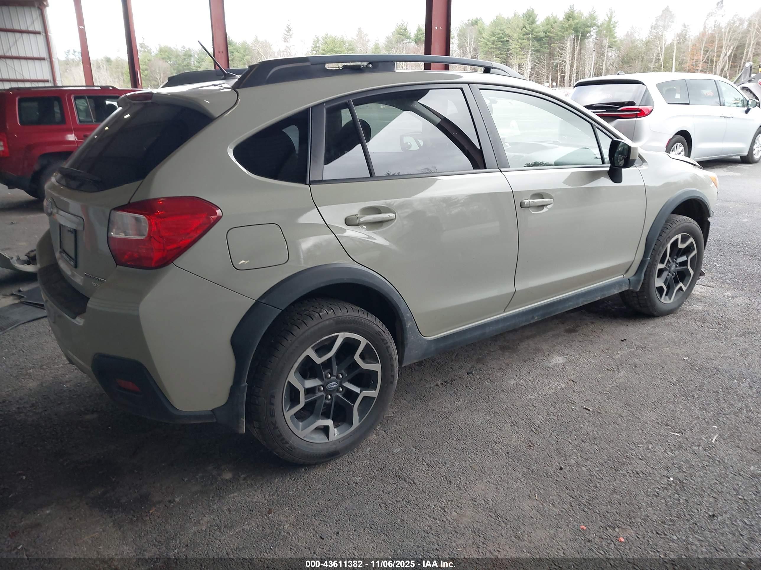 SUBARU CROSSTREK image 4