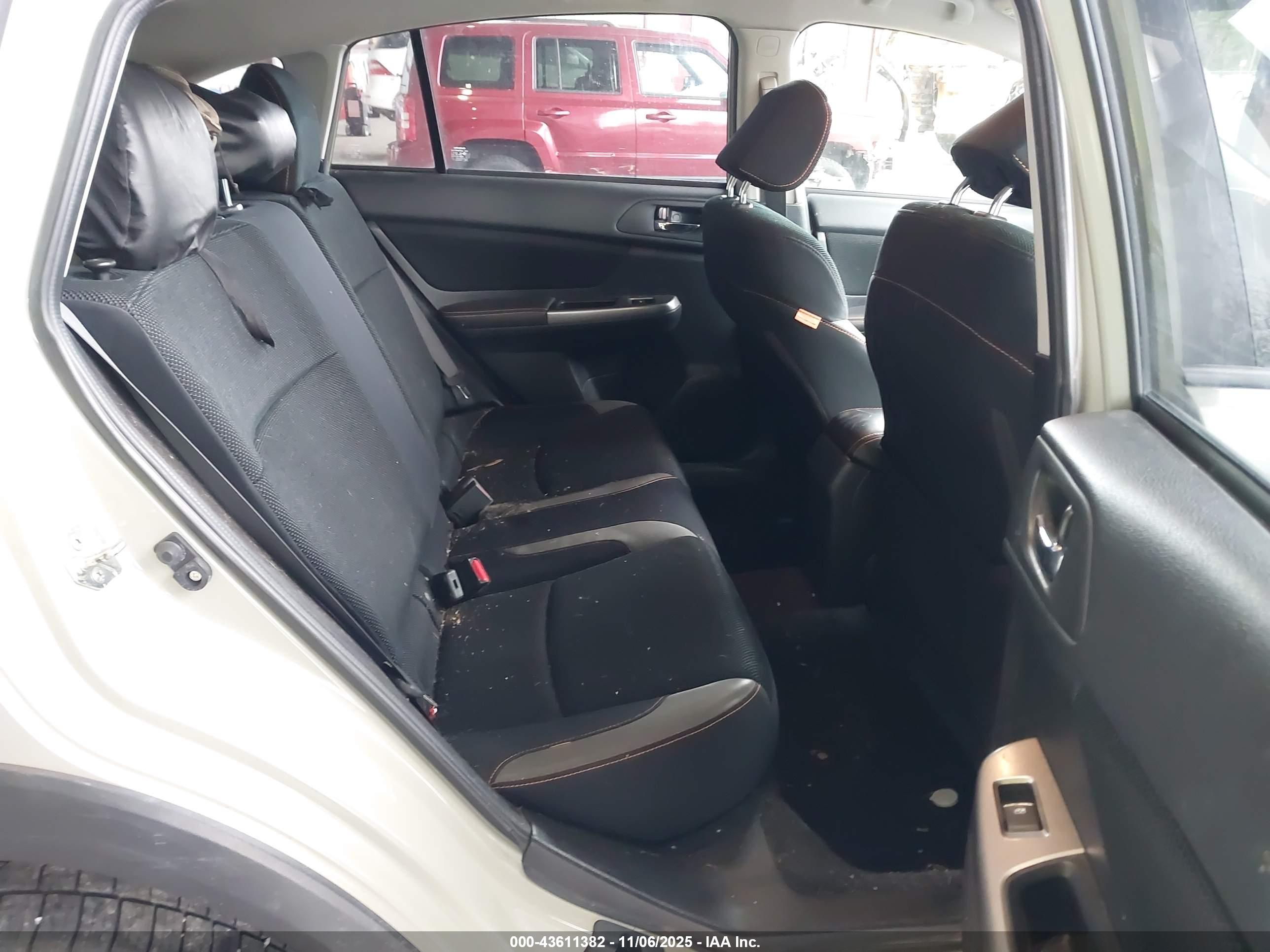 SUBARU CROSSTREK image 8
