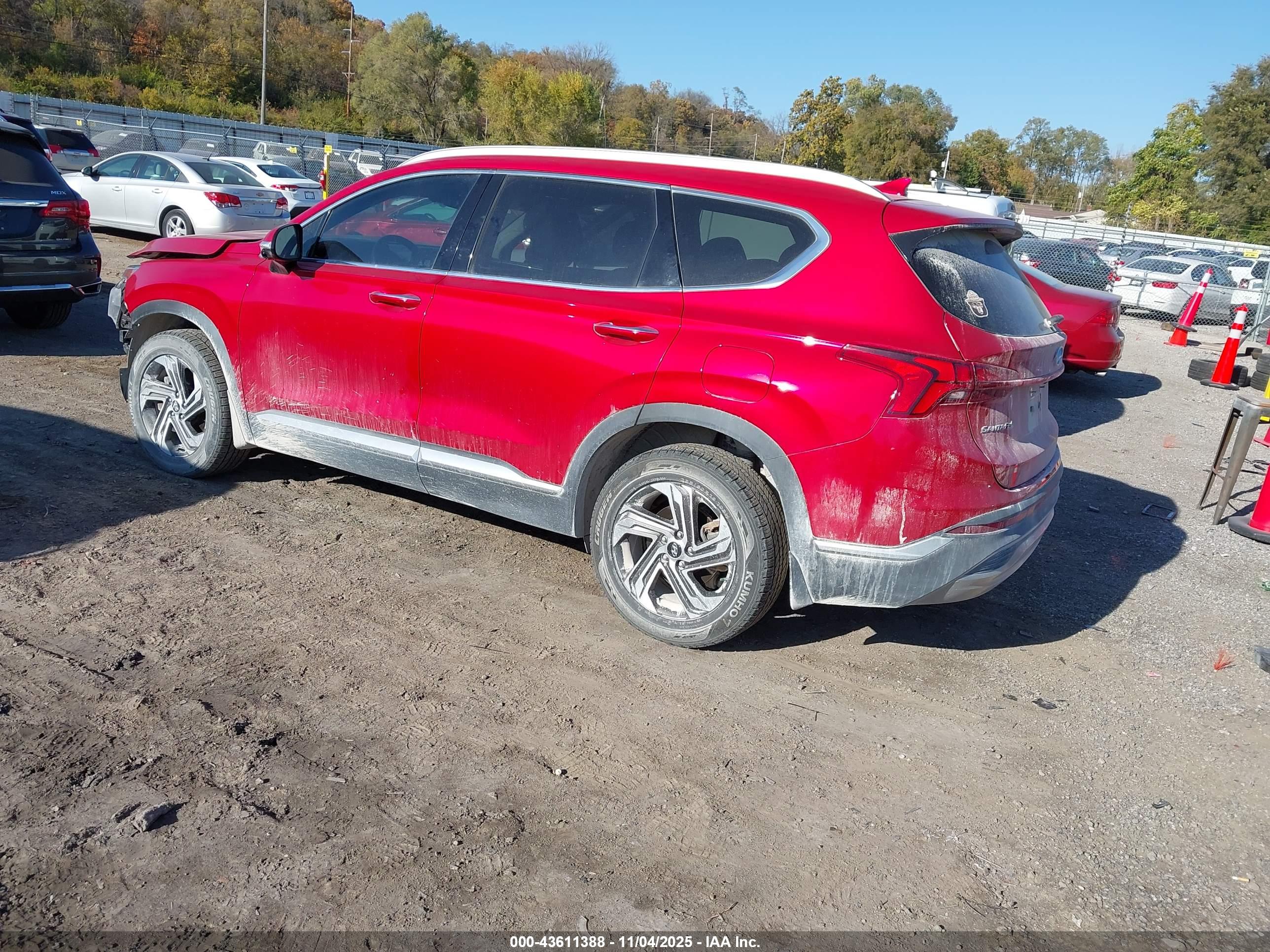 HYUNDAI SANTA image 3