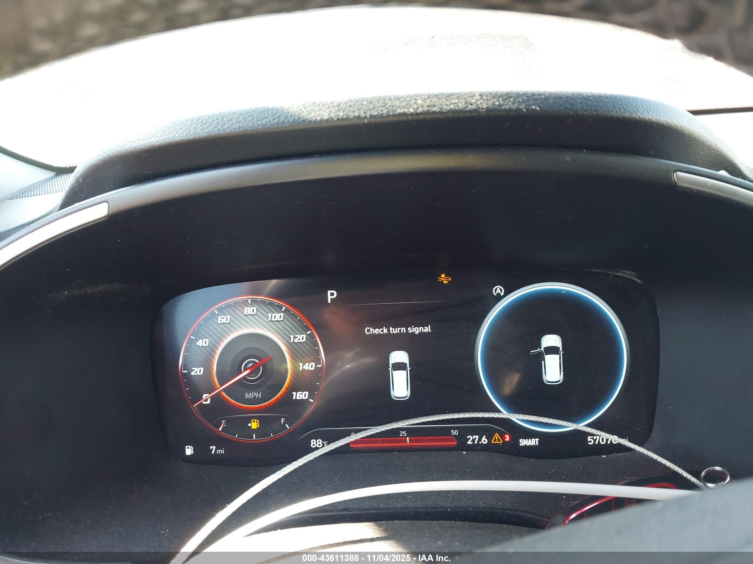 HYUNDAI SANTA image 7