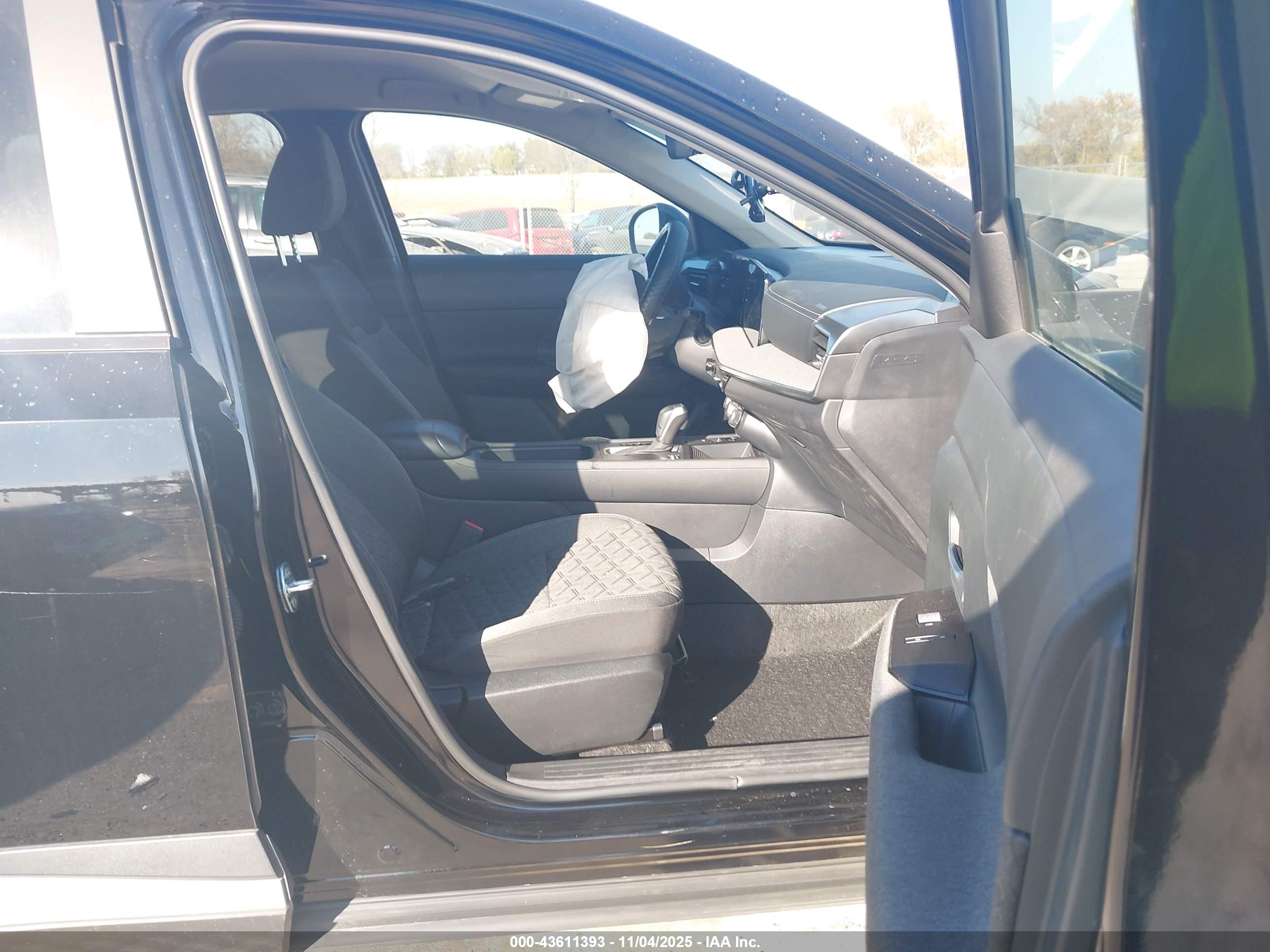 NISSAN KICKS image 5