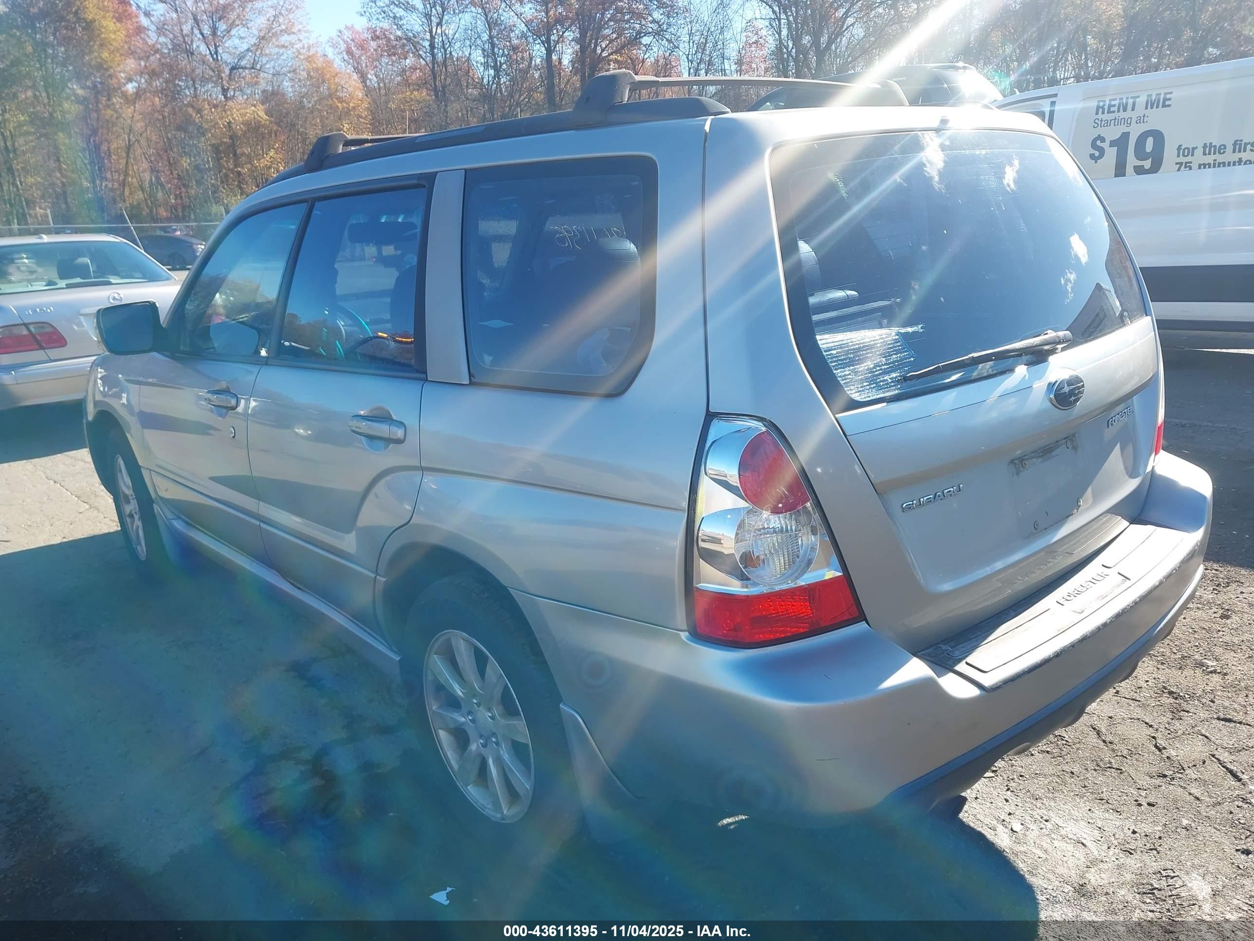 SUBARU FORESTER image 3