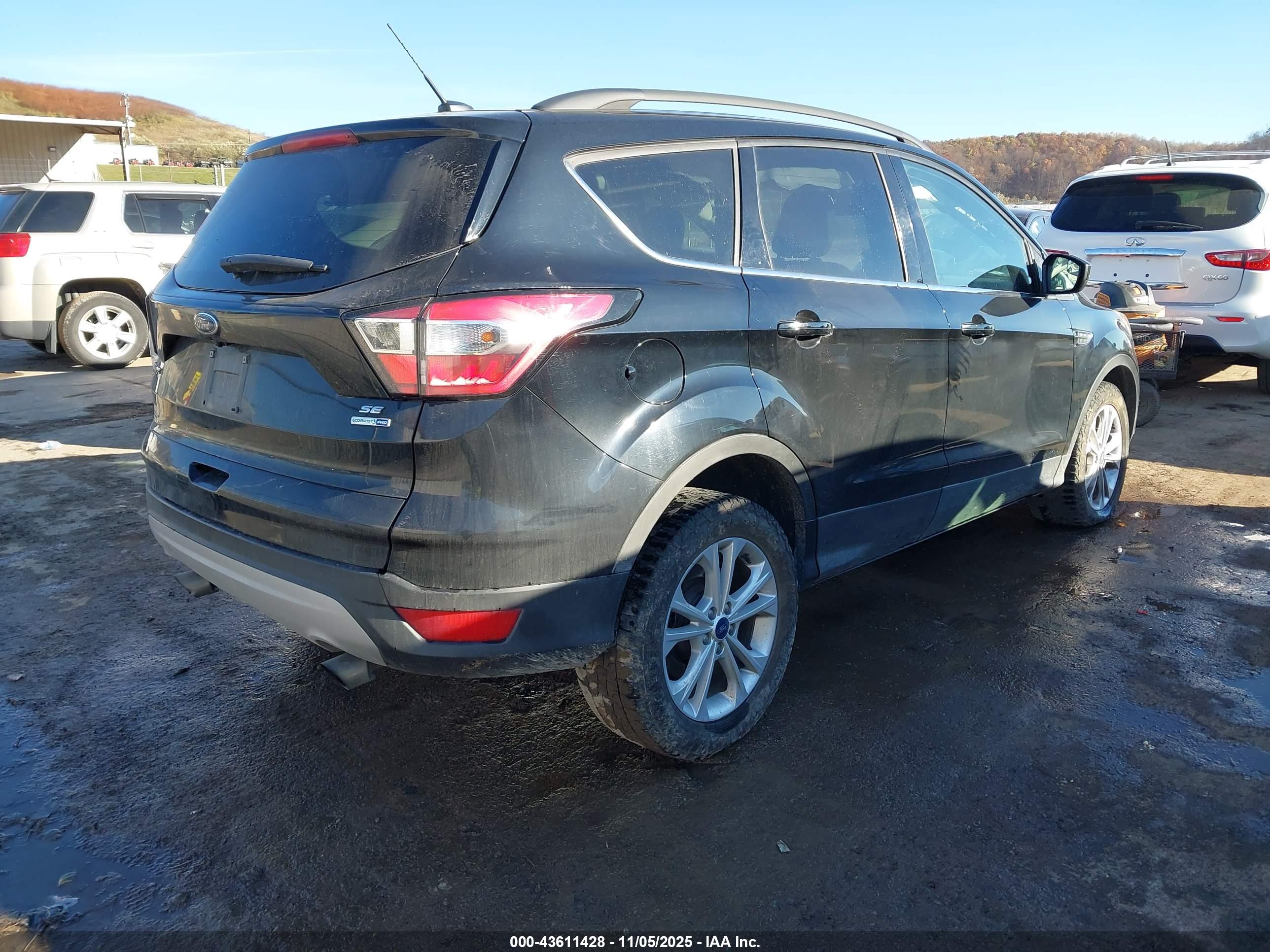 FORD ESCAPE image 4