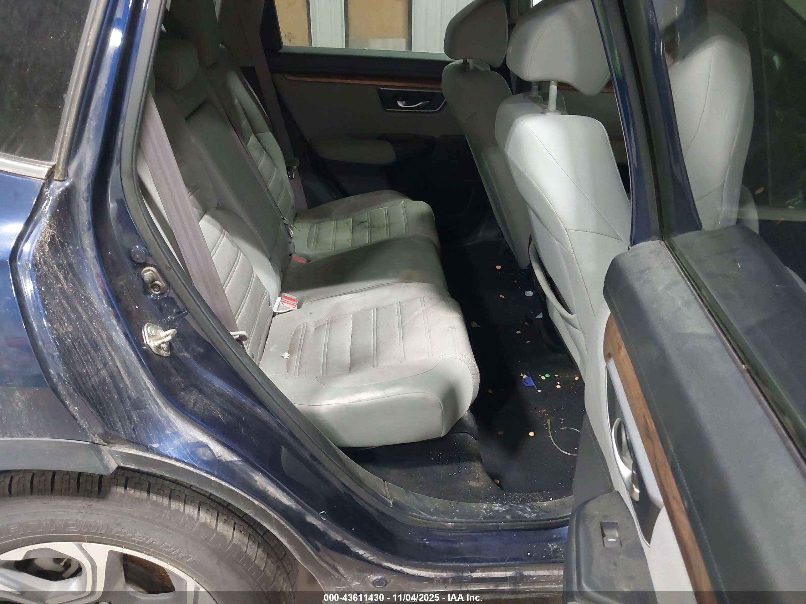 HONDA CR-V image 8