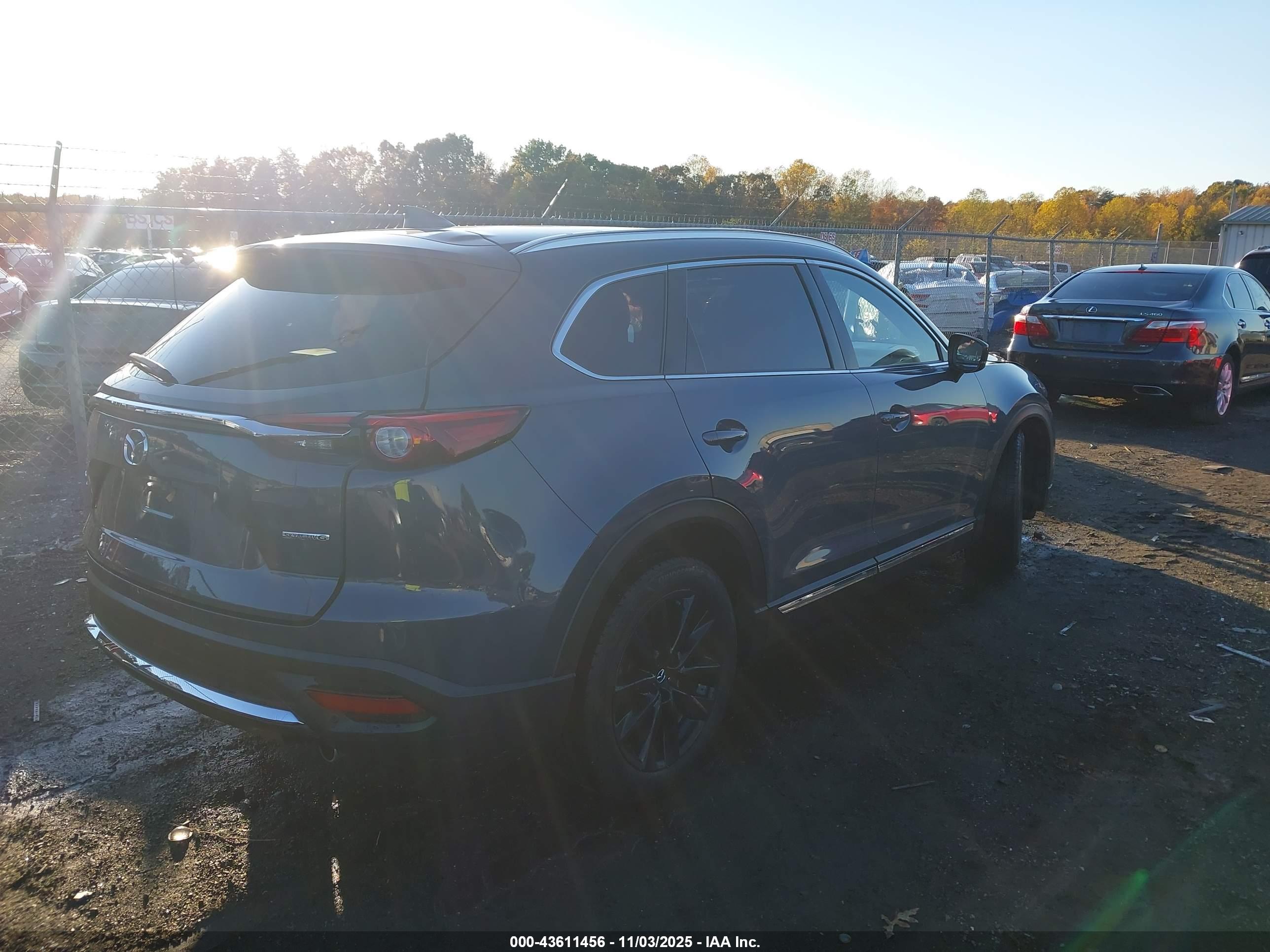 MAZDA CX-9 image 4