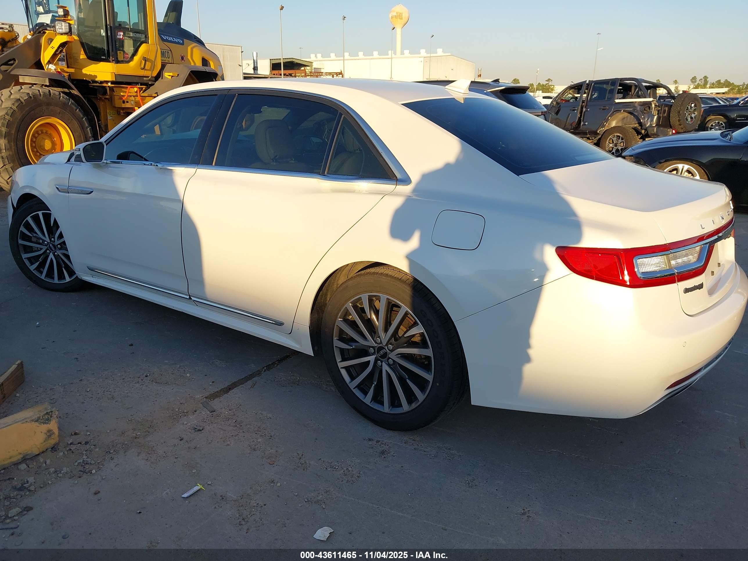 LINCOLN CONTINENTAL image 3