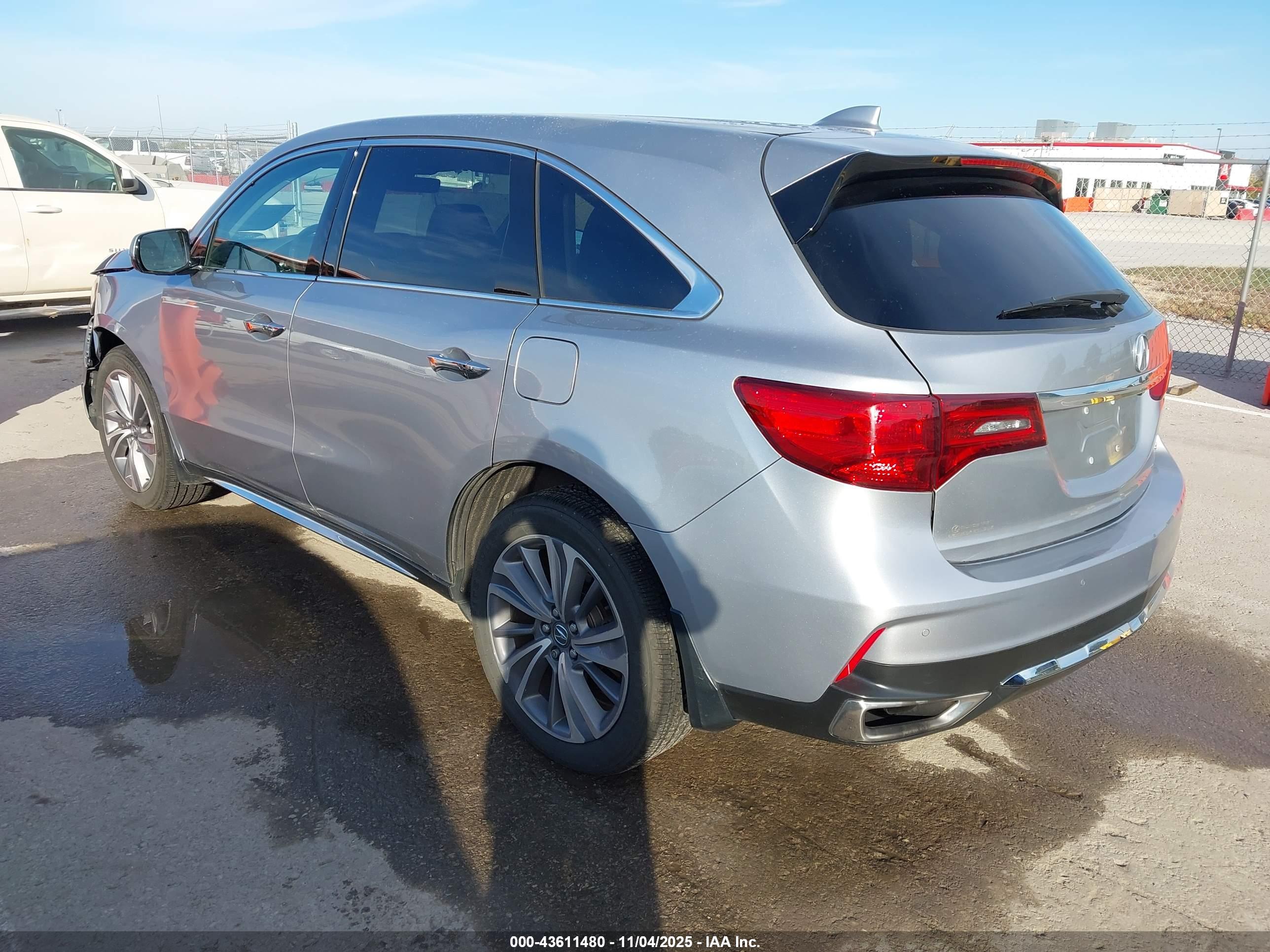 ACURA MDX image 3