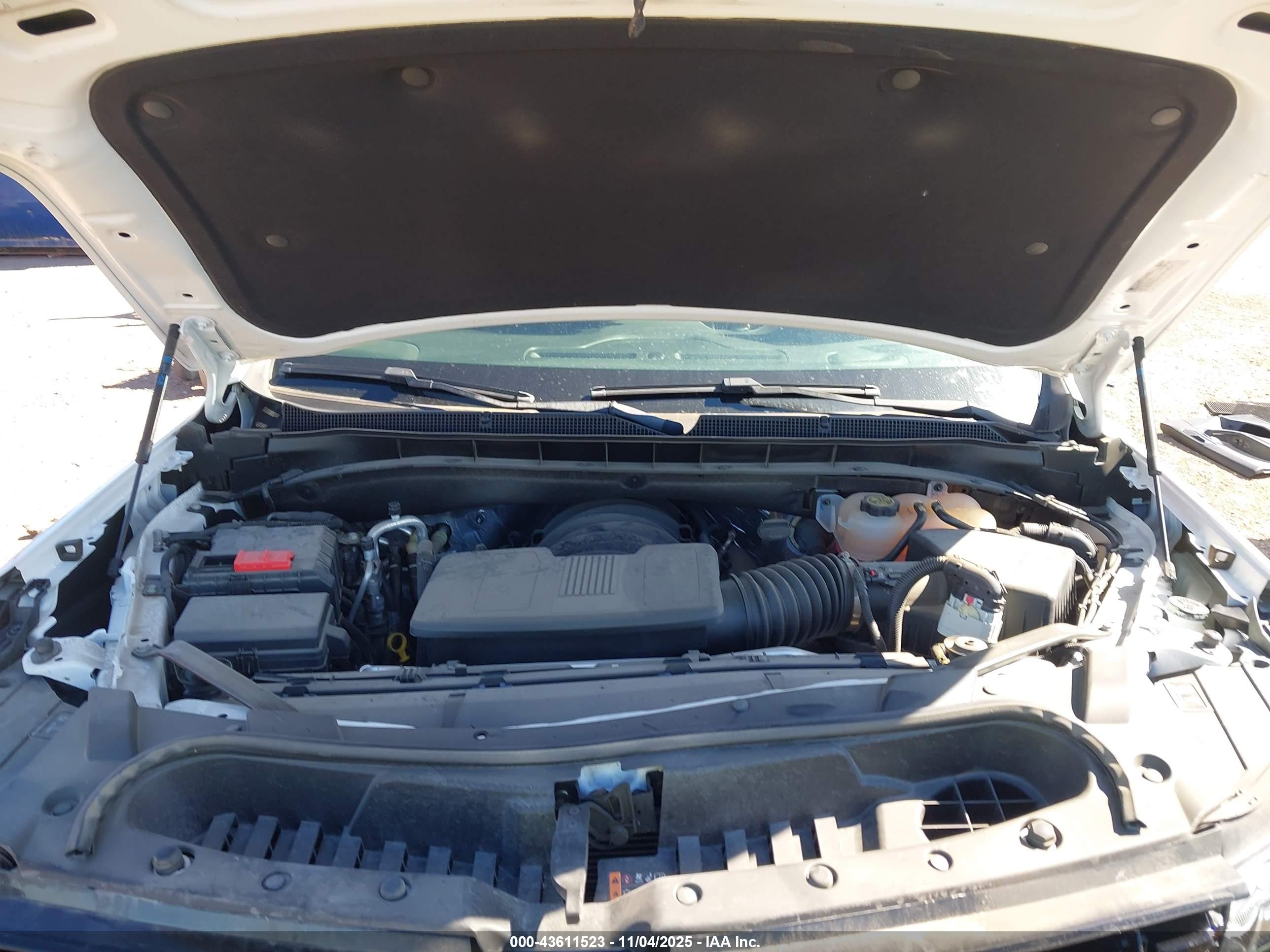 CHEVROLET TAHOE image 10