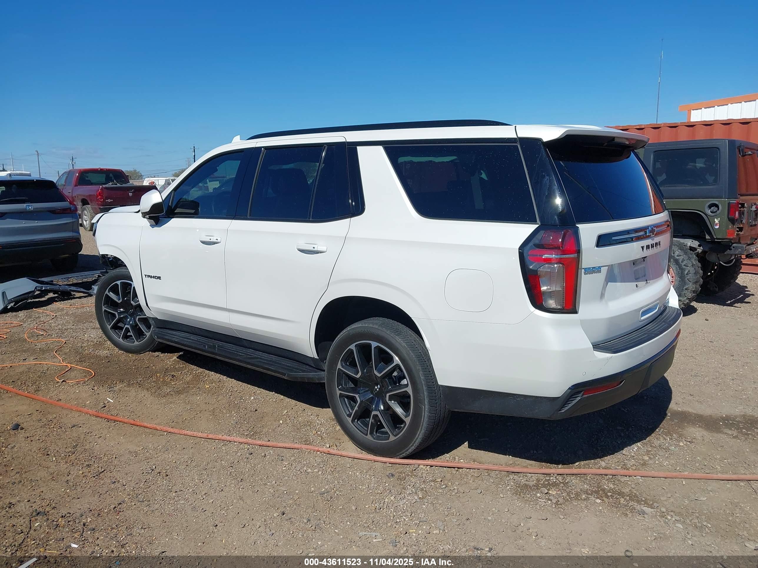 CHEVROLET TAHOE image 3