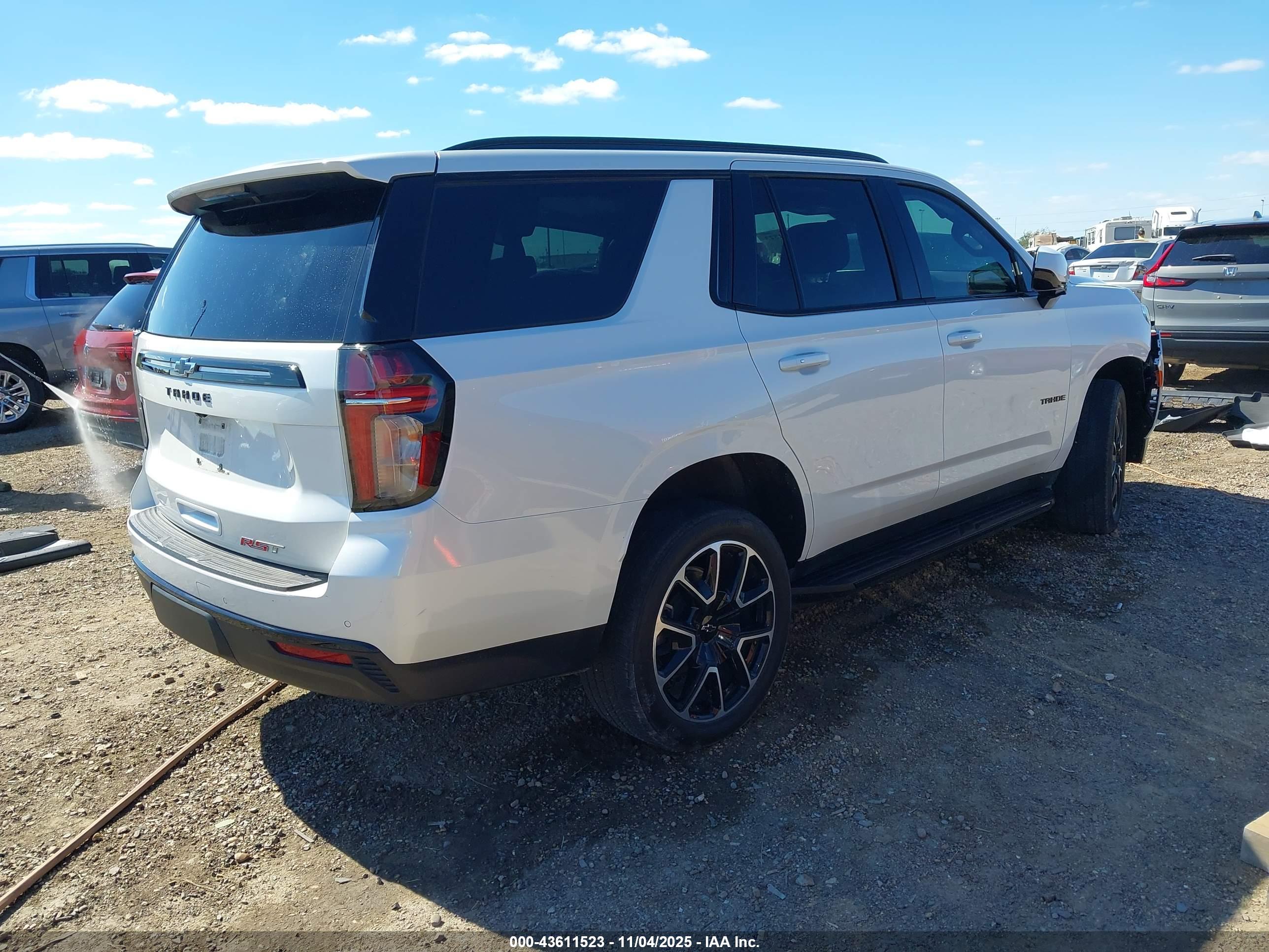 CHEVROLET TAHOE image 4