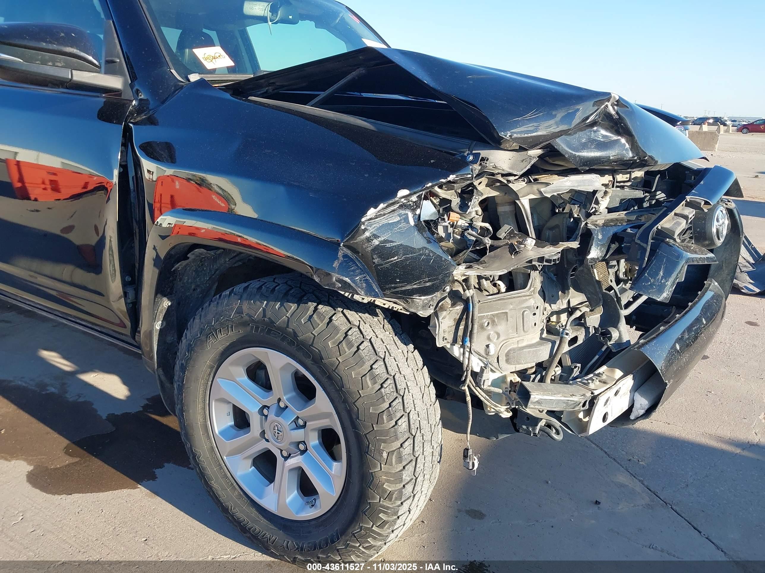TOYOTA 4RUNNER image 6