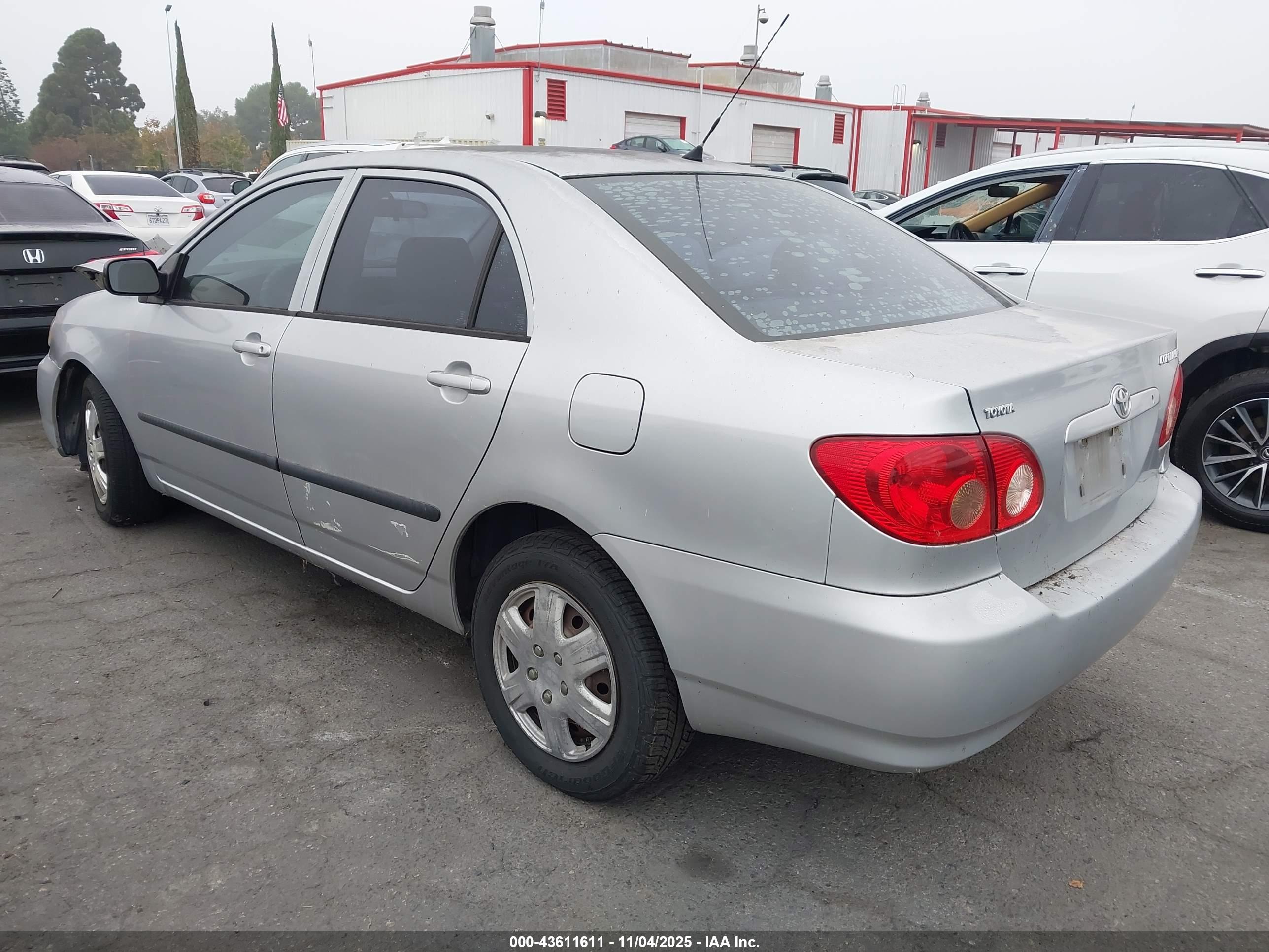 TOYOTA COROLLA image 3