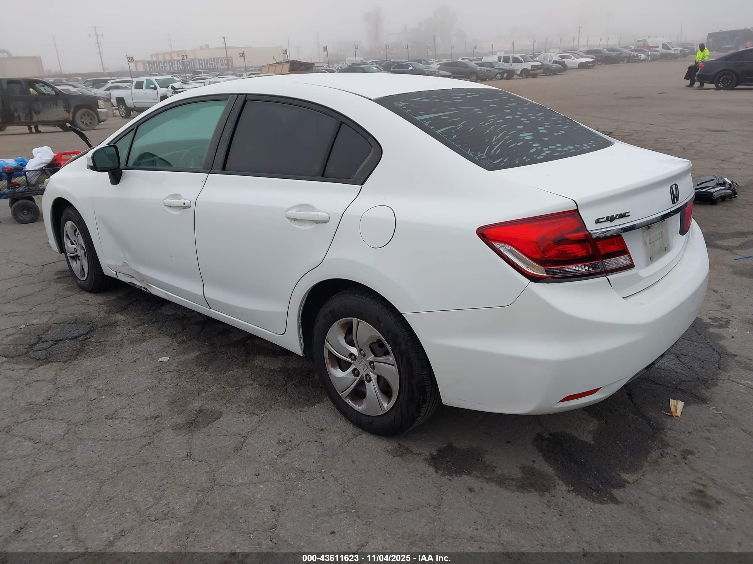 HONDA CIVIC image 3