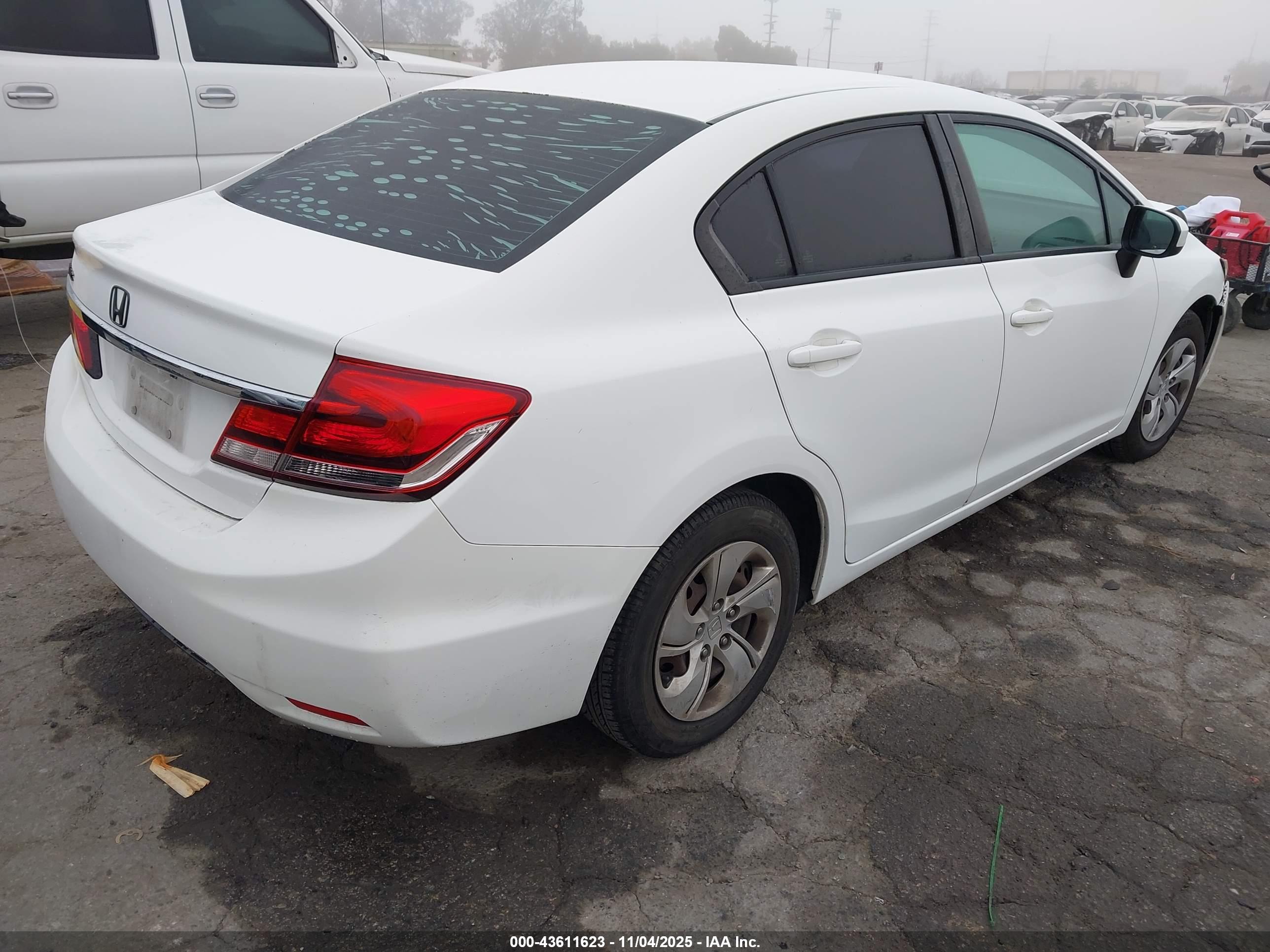 HONDA CIVIC image 4