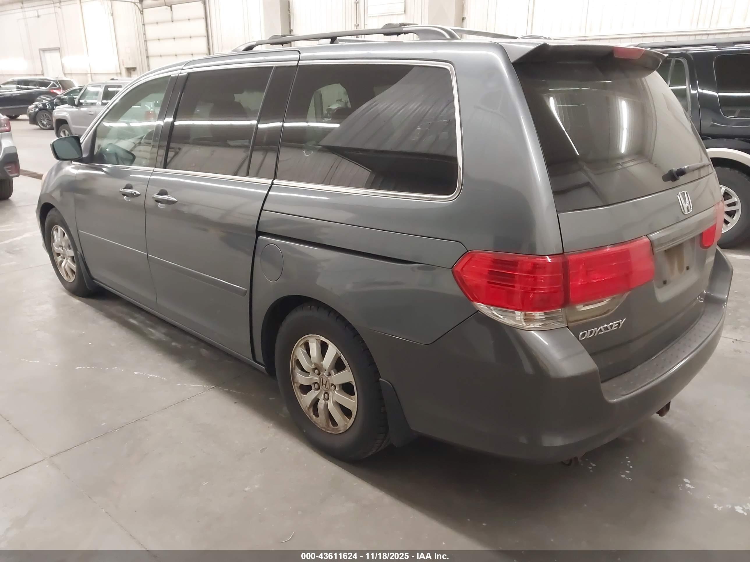 HONDA ODYSSEY image 3