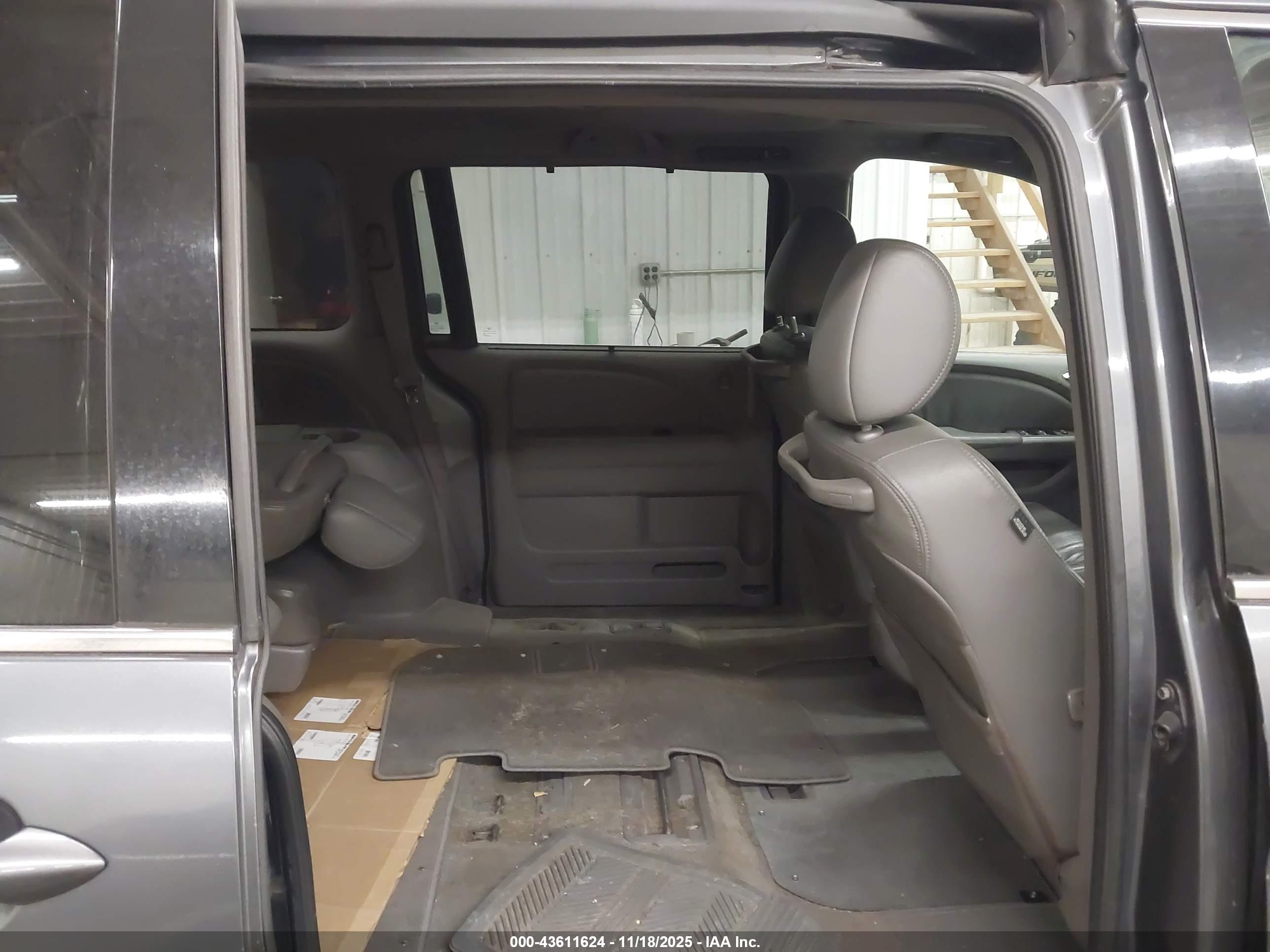 HONDA ODYSSEY image 8