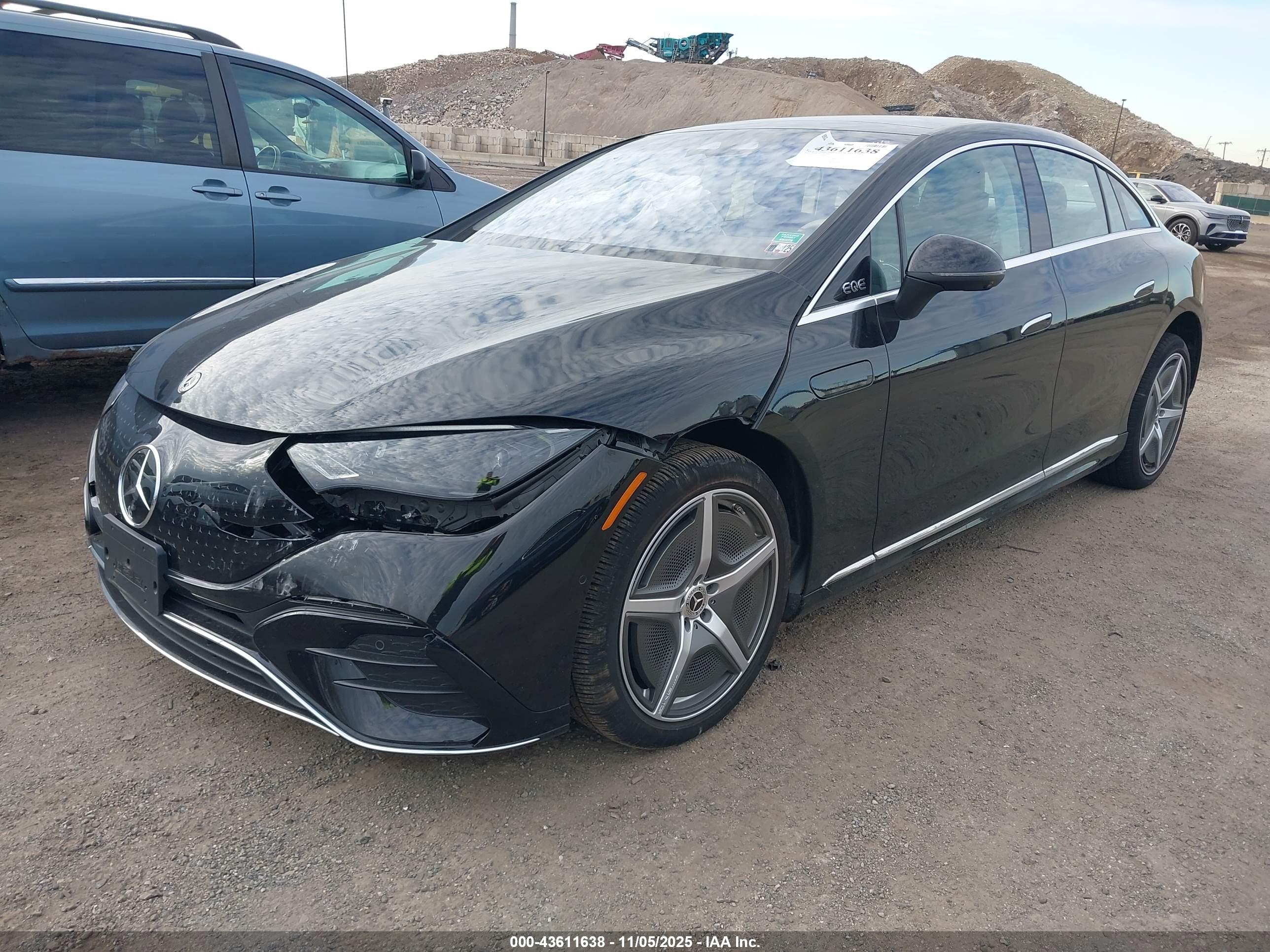 MERCEDES-BENZ EQE image 2