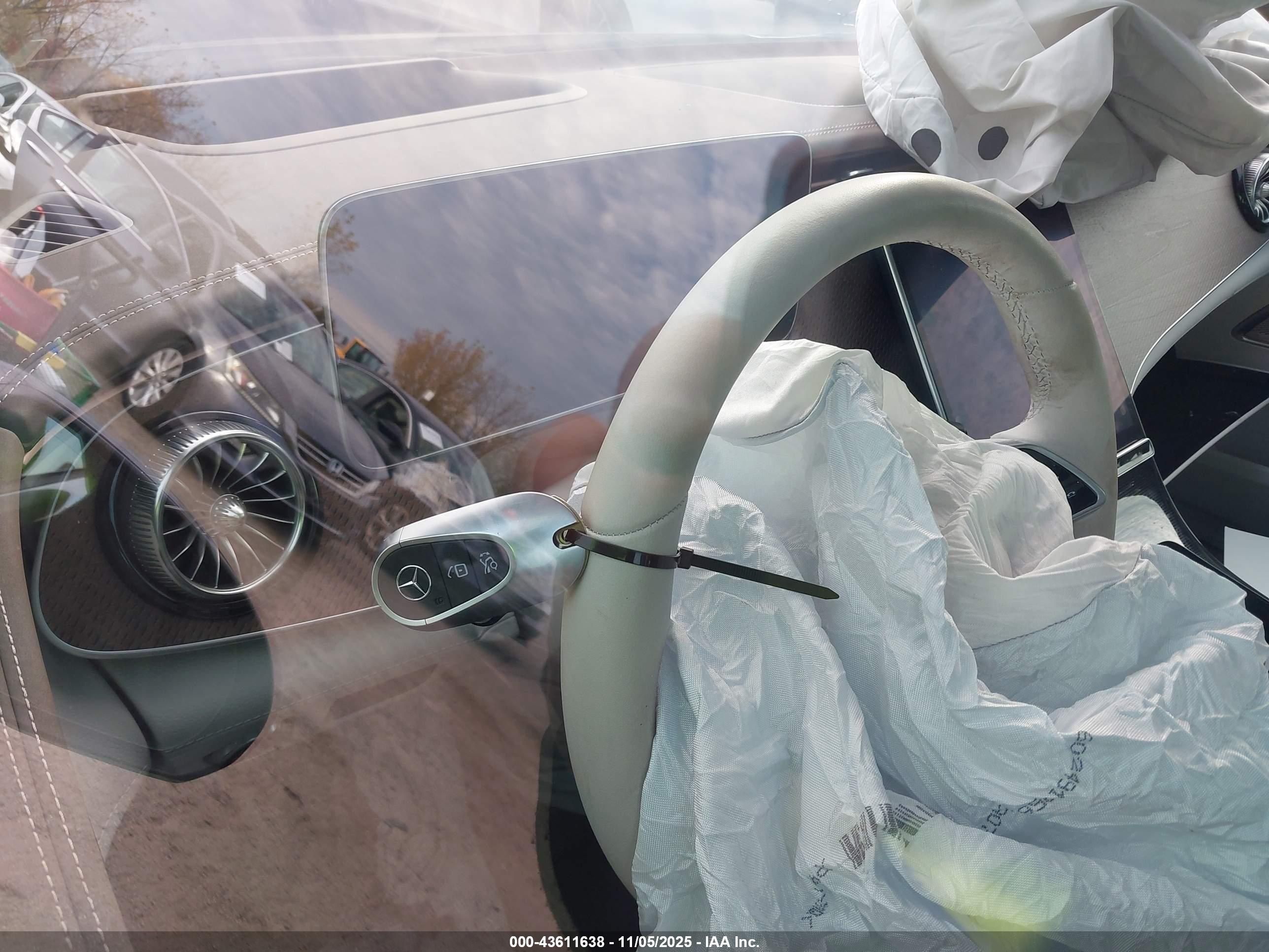 MERCEDES-BENZ EQE image 7