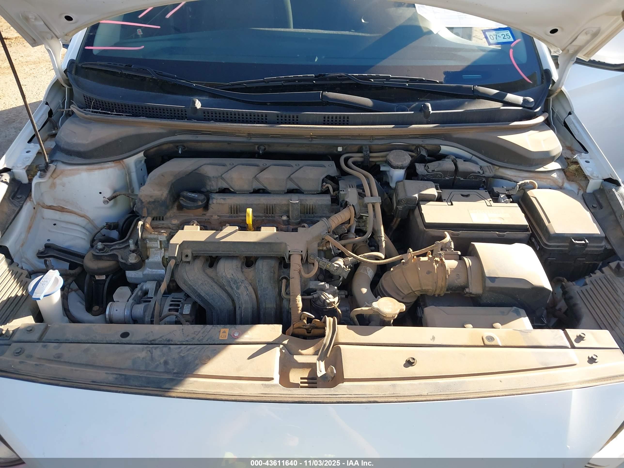 HYUNDAI ACCENT image 10
