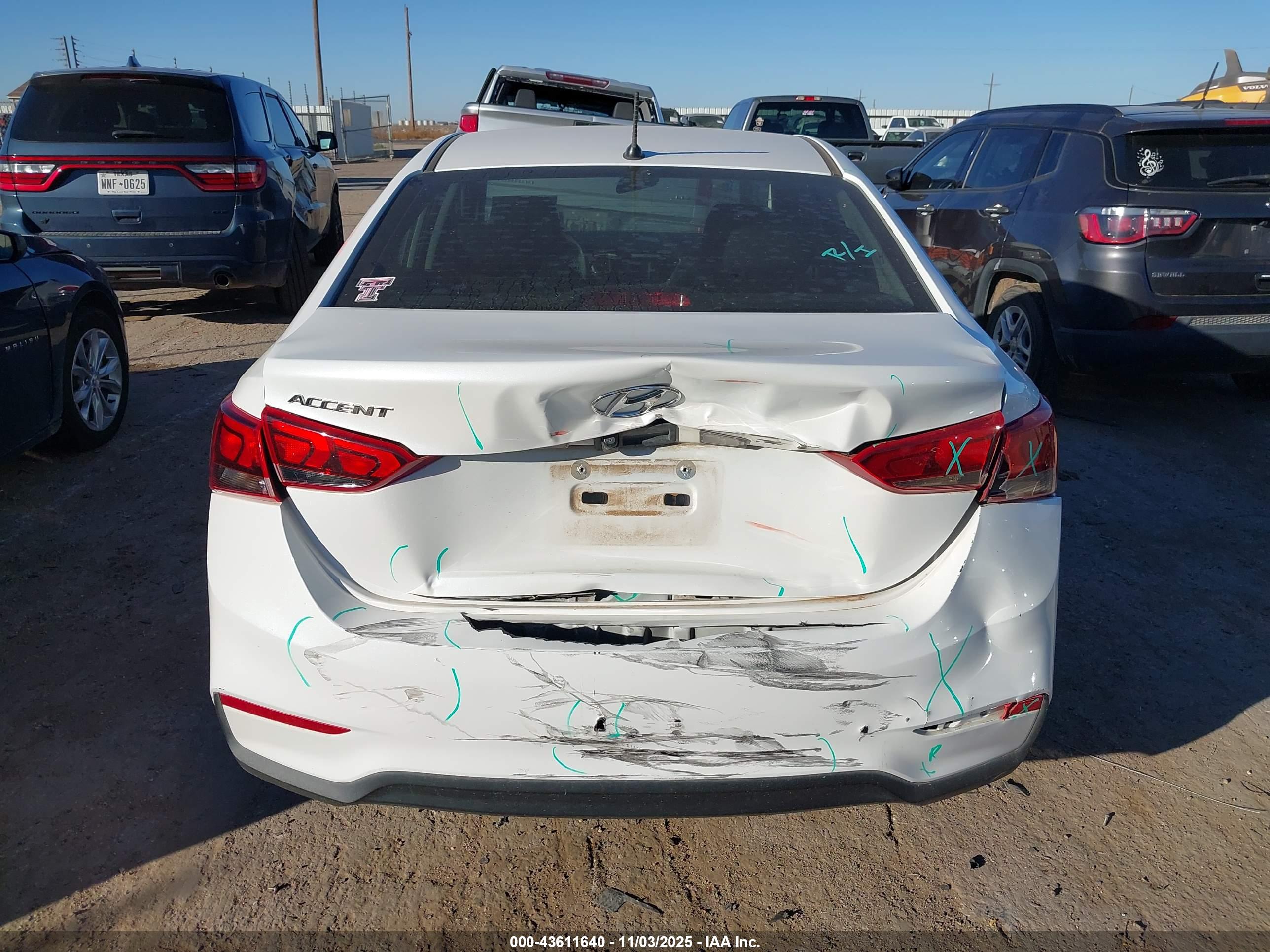 HYUNDAI ACCENT image 6