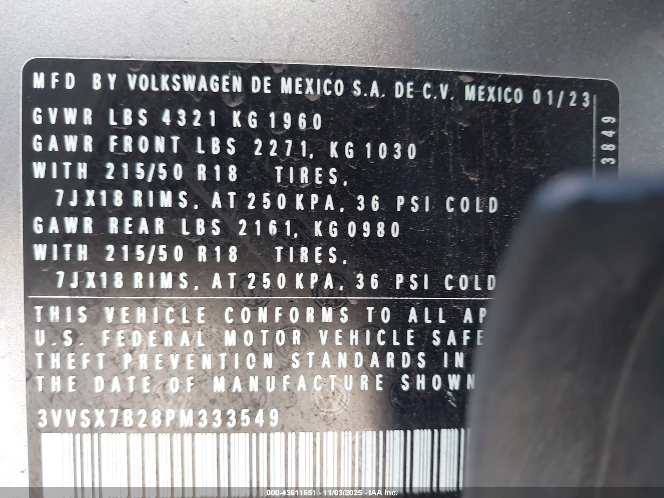 VOLKSWAGEN TAOS image 9