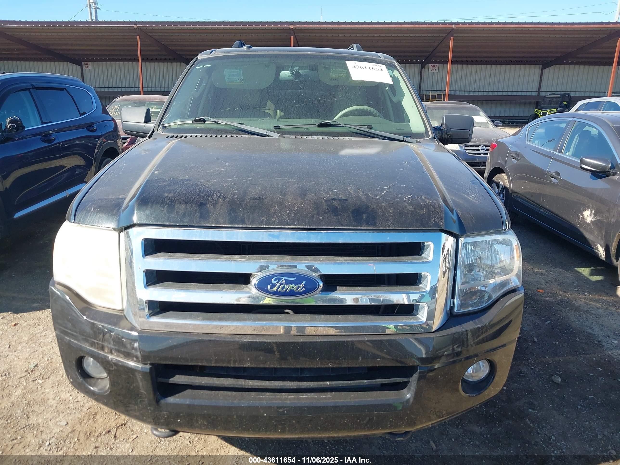 FORD EXPEDITION image 6