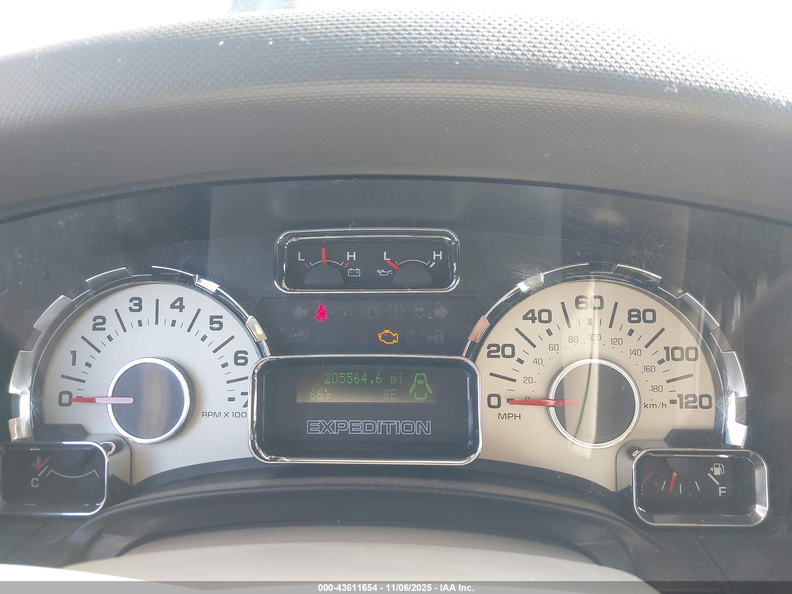 FORD EXPEDITION image 7