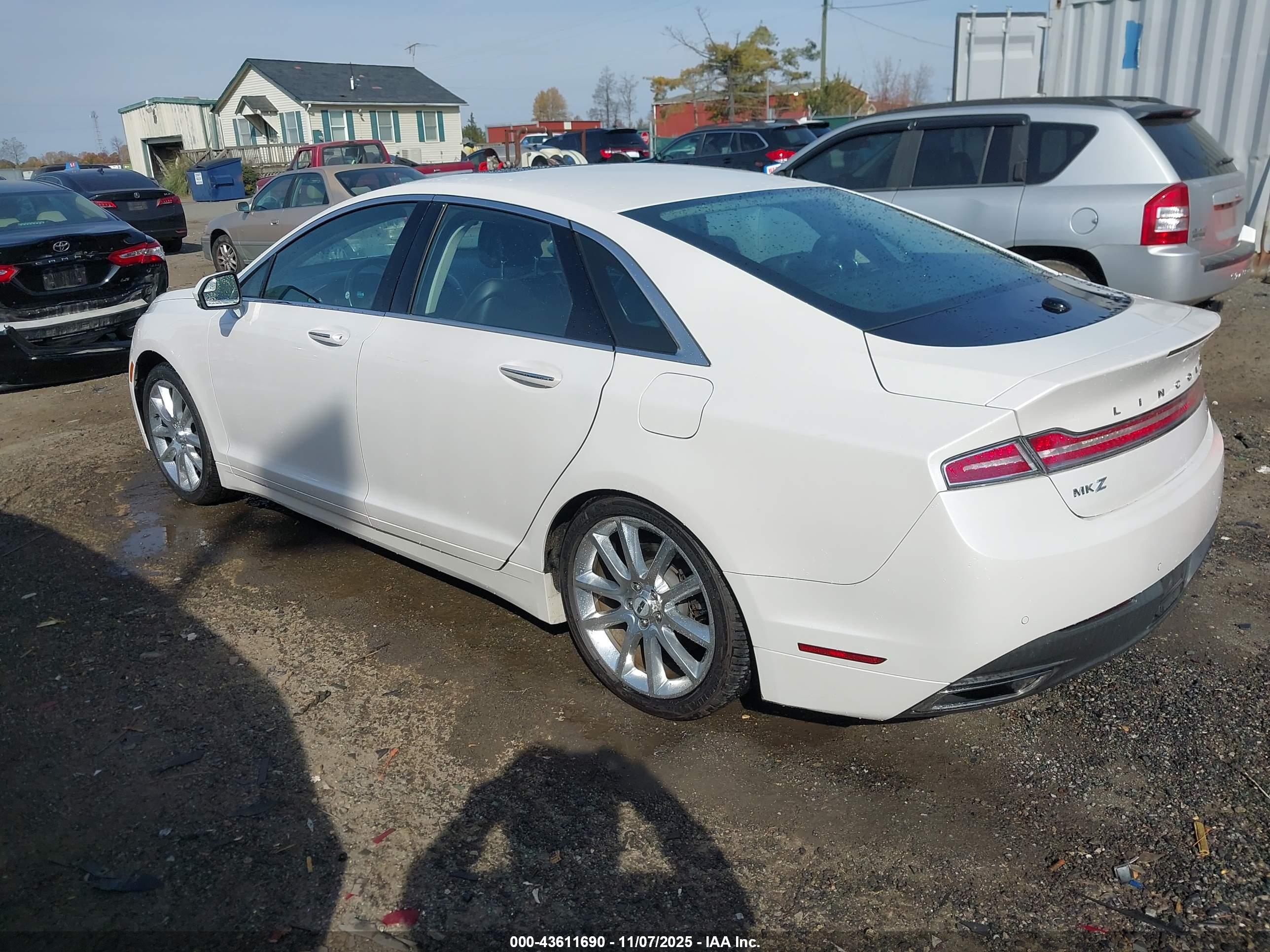 LINCOLN MKZ image 3