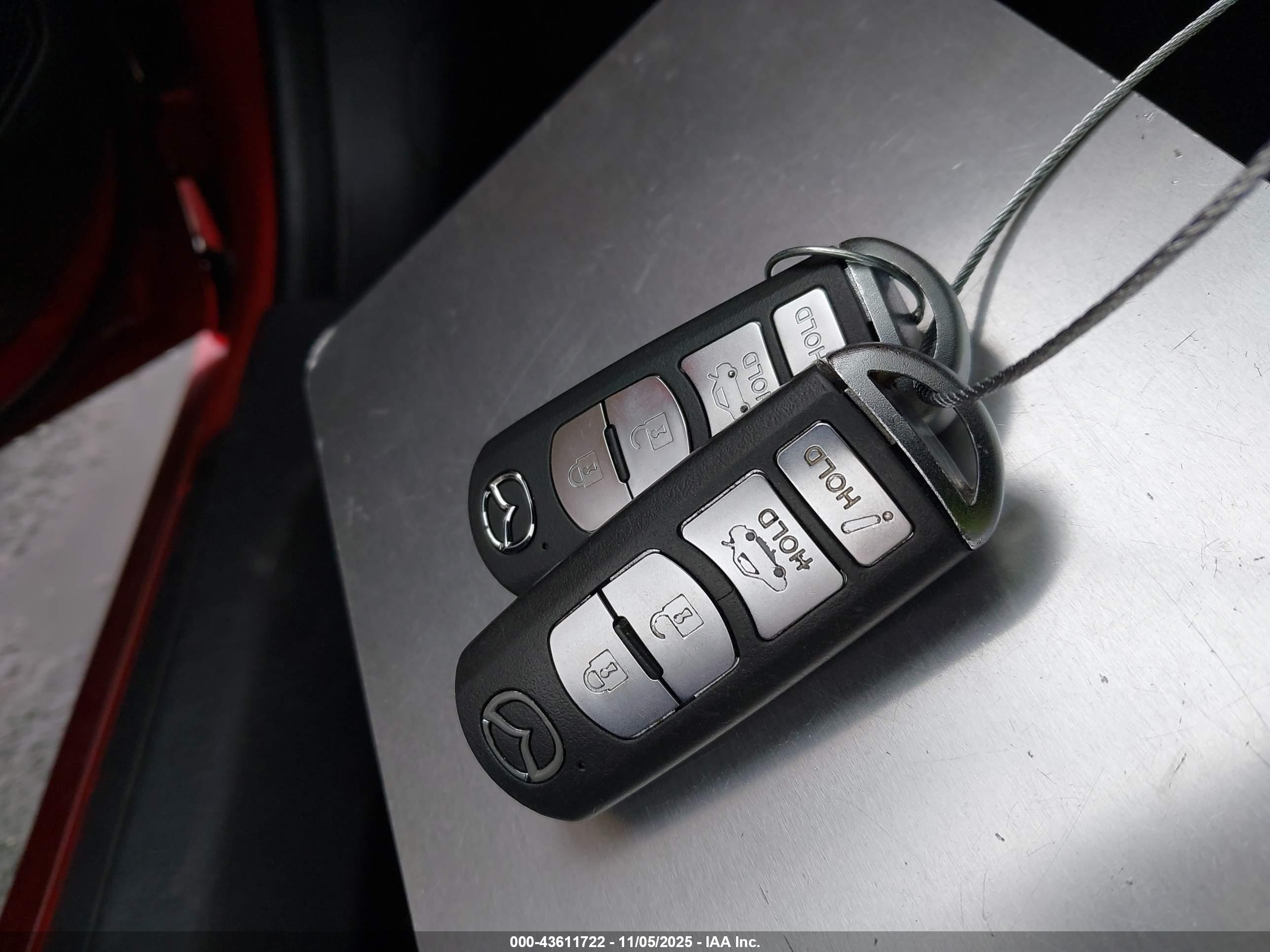 MAZDA MX-5 image 11
