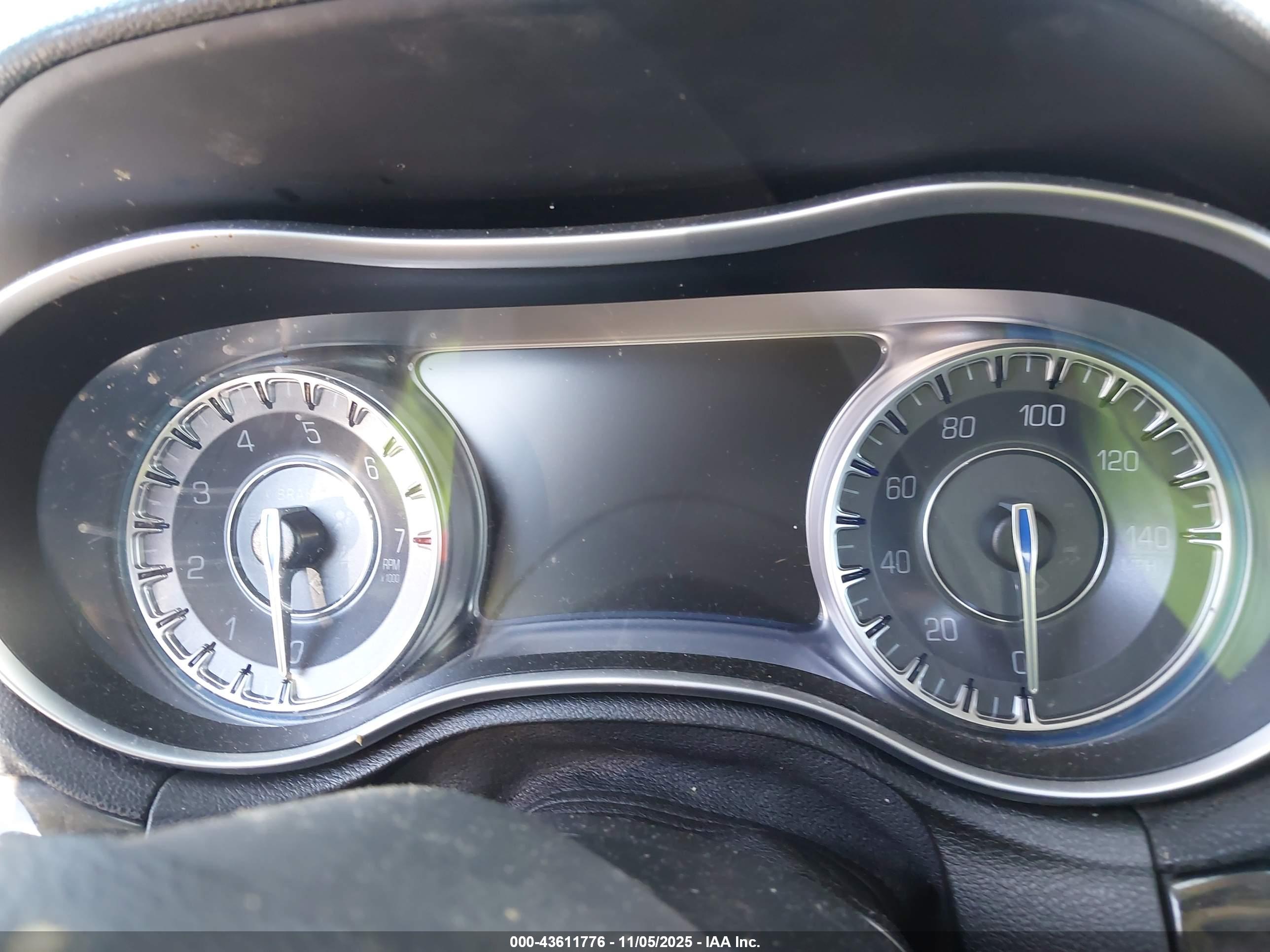 CHRYSLER 300C image 7