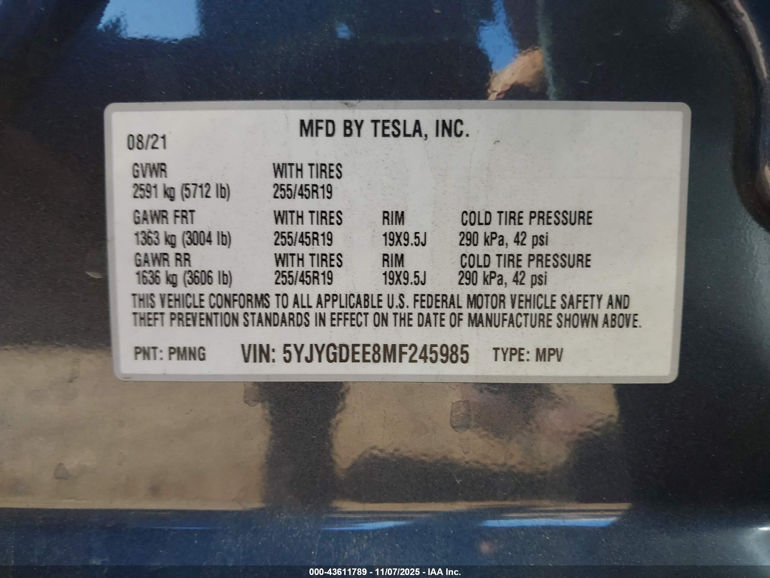 TESLA MODEL image 9